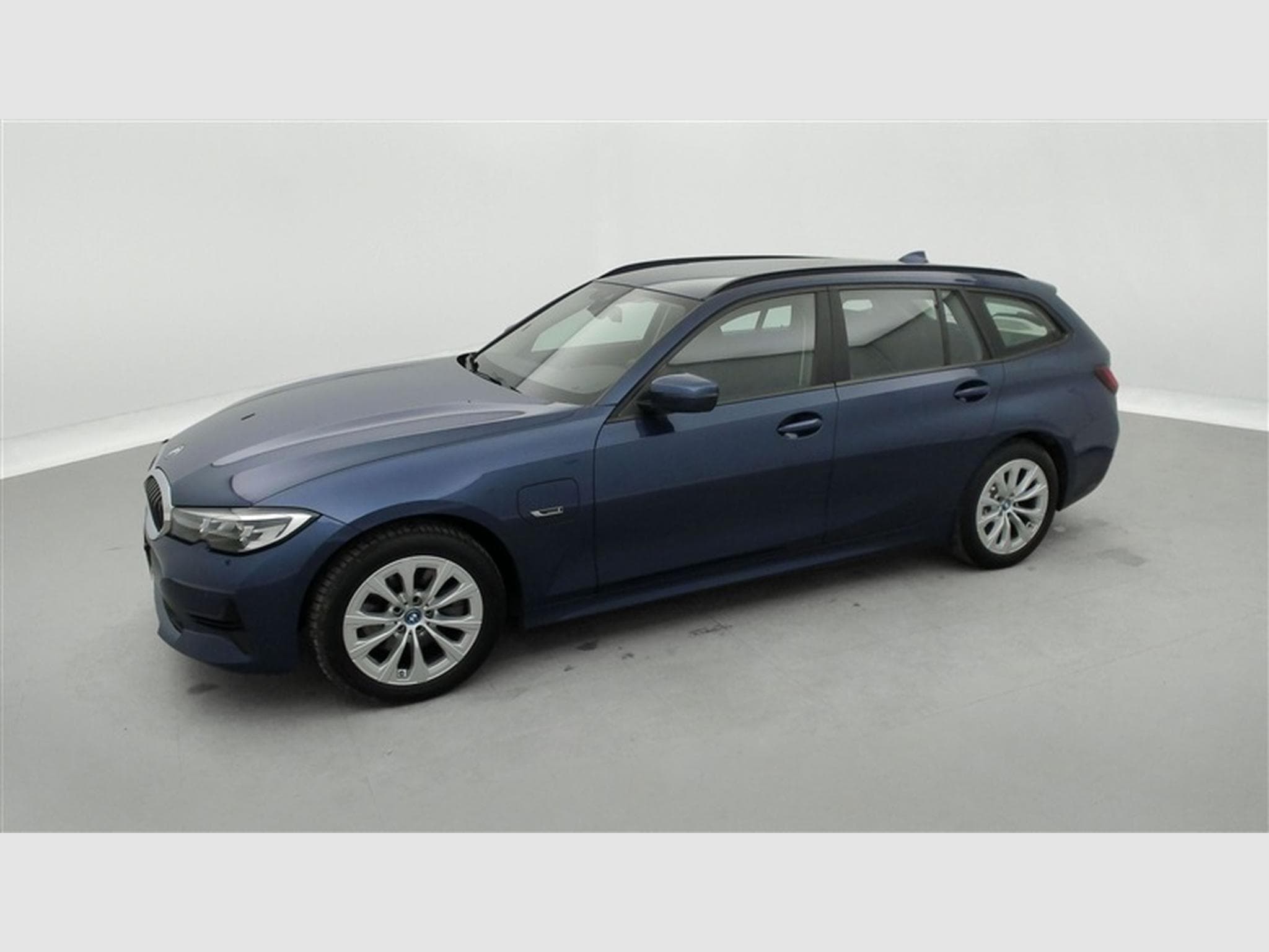 BMW 320 320eA PHEV Business NAVI/FULL LED/JA/PDC AV AR/CARPLAY (2021) - Photo 24