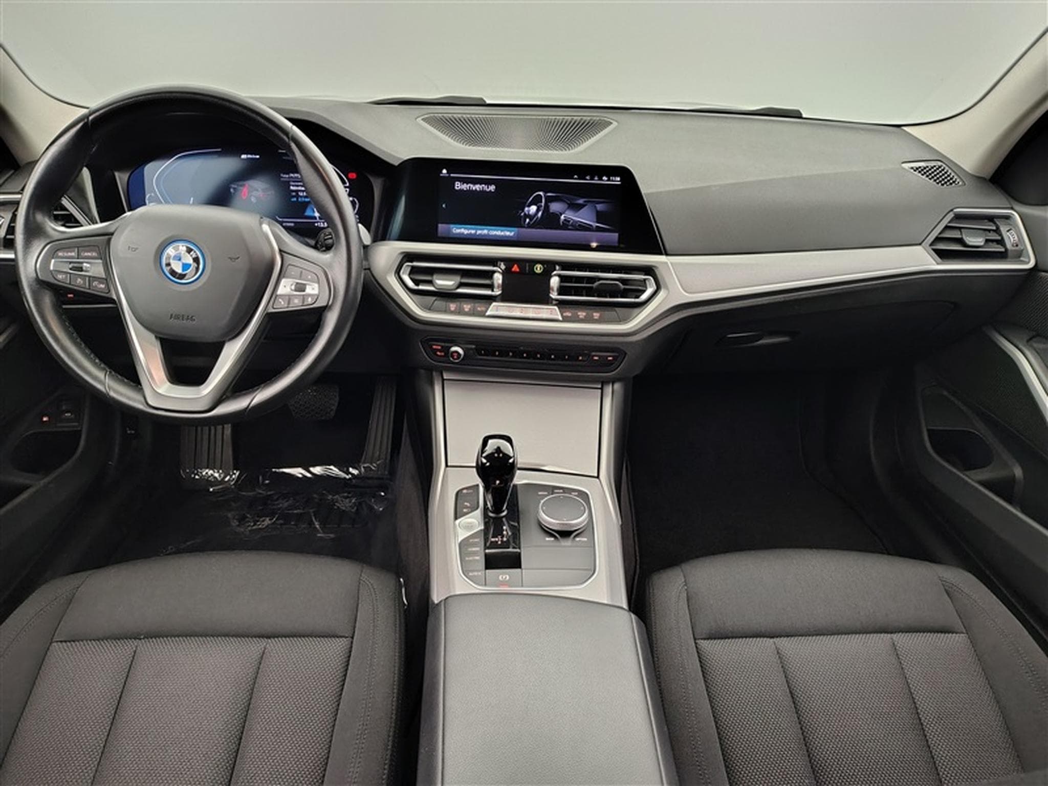 BMW 320 320eA PHEV Business NAVI/FULL LED/JA/PDC AV AR/CARPLAY (2021) - Photo 8