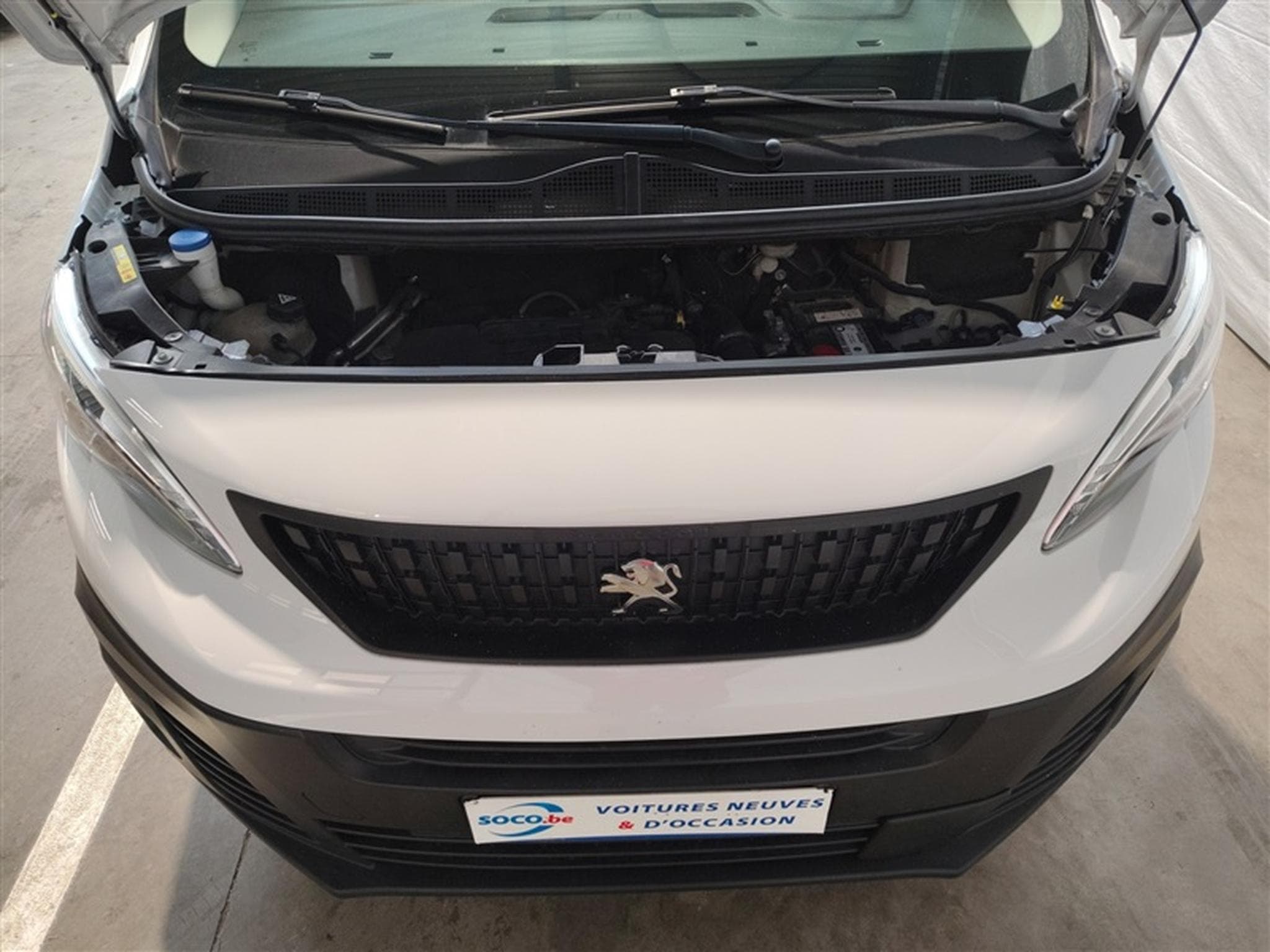 Peugeot Expert 2.0 BlueHDi L2  Premium EAT8 NAVI / CLIM / TEL (2023) - Photo 17