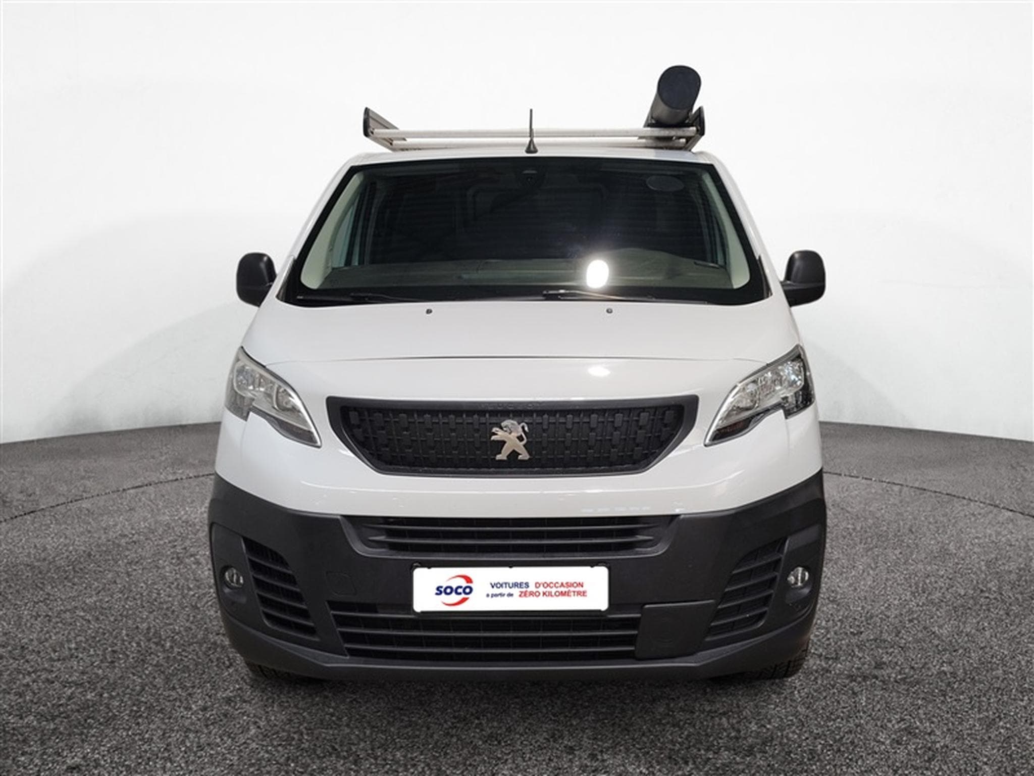 Peugeot Expert 2.0 BlueHDi L2  Premium EAT8 NAVI / CLIM / TEL (2023) - Photo 4