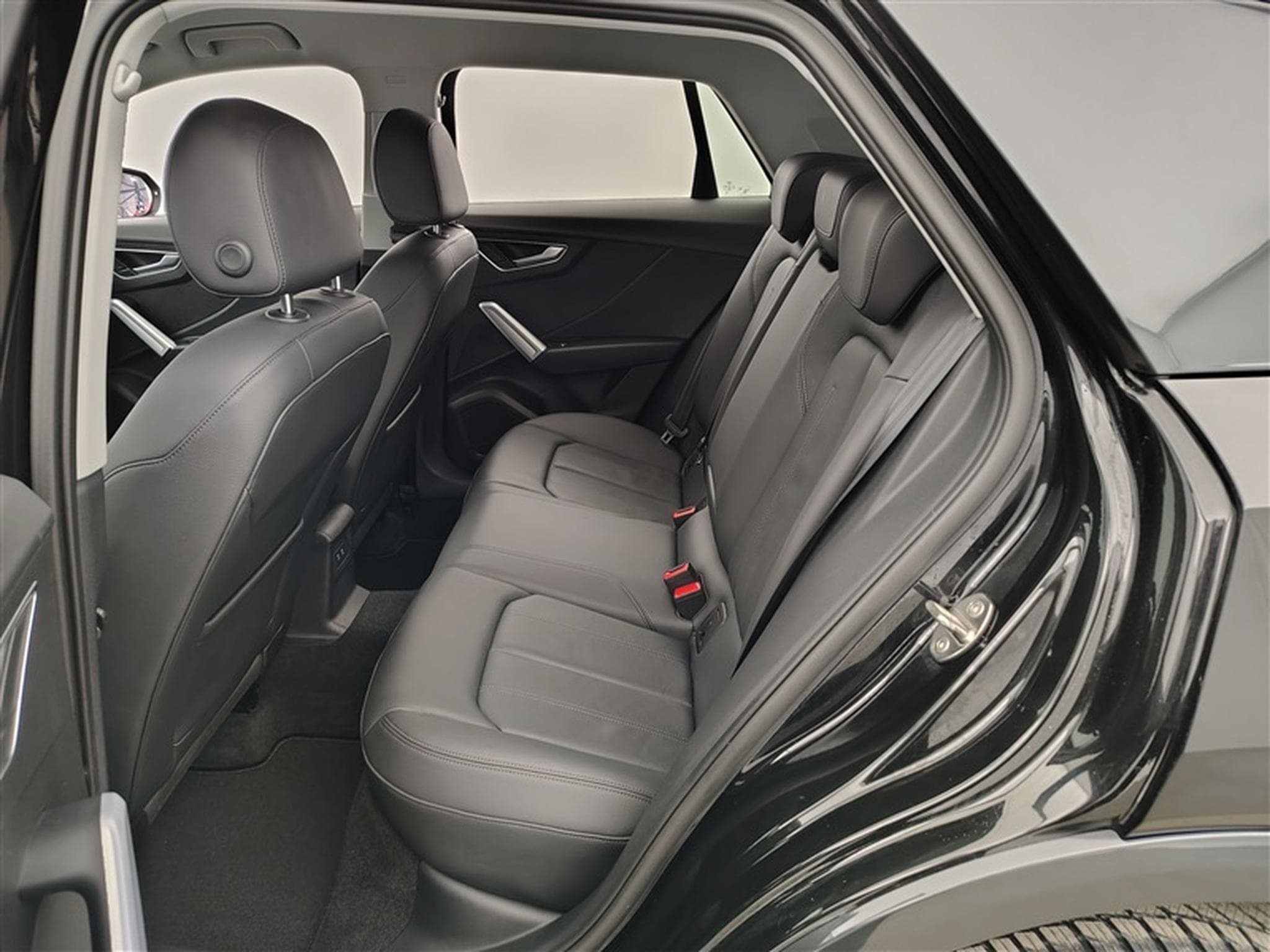 Audi Q2 35 TDi Sport Edition S tronic (2023) - Photo 13