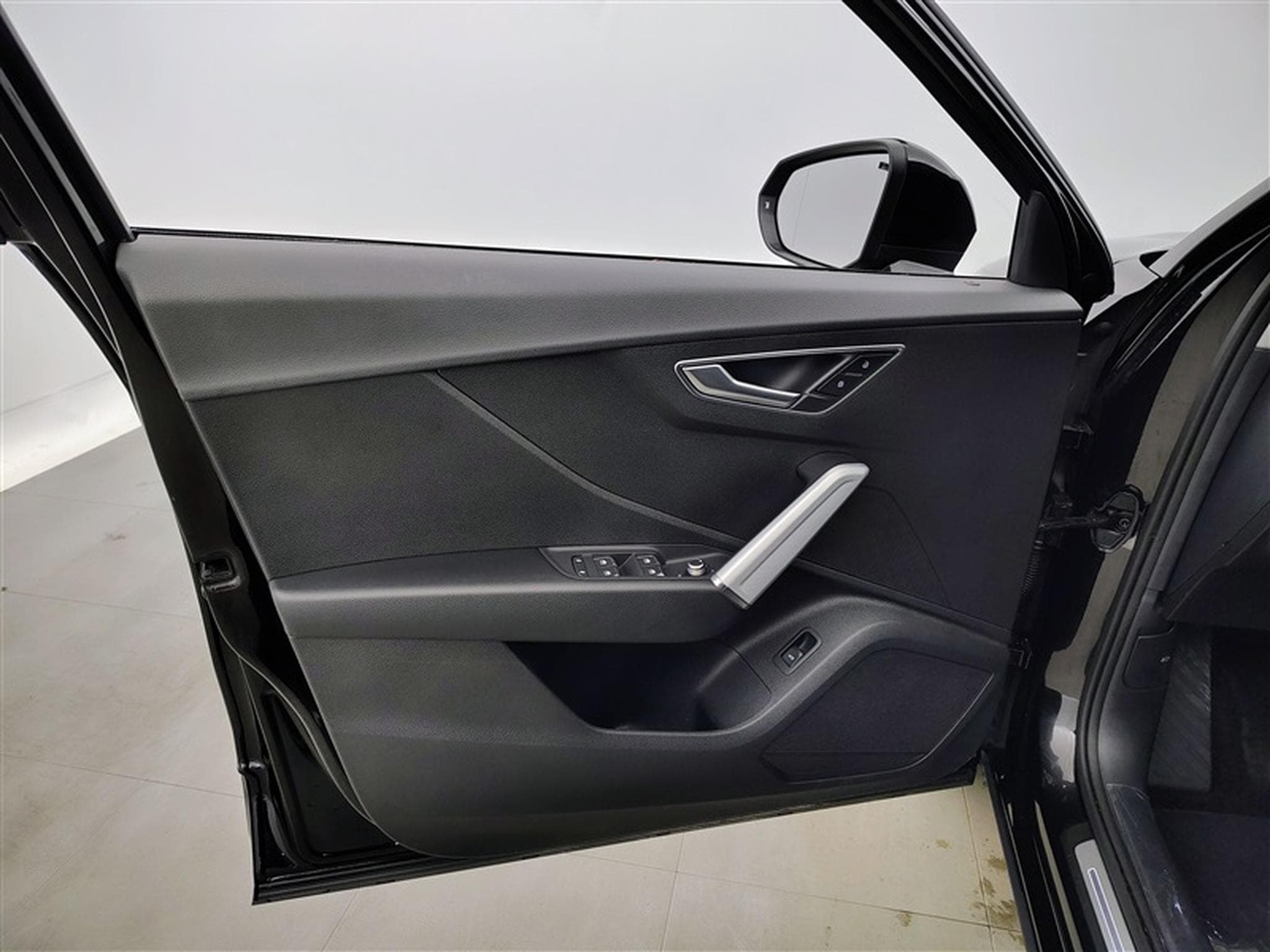 Audi Q2 35 TDi Sport Edition S tronic (2023) - Photo 17