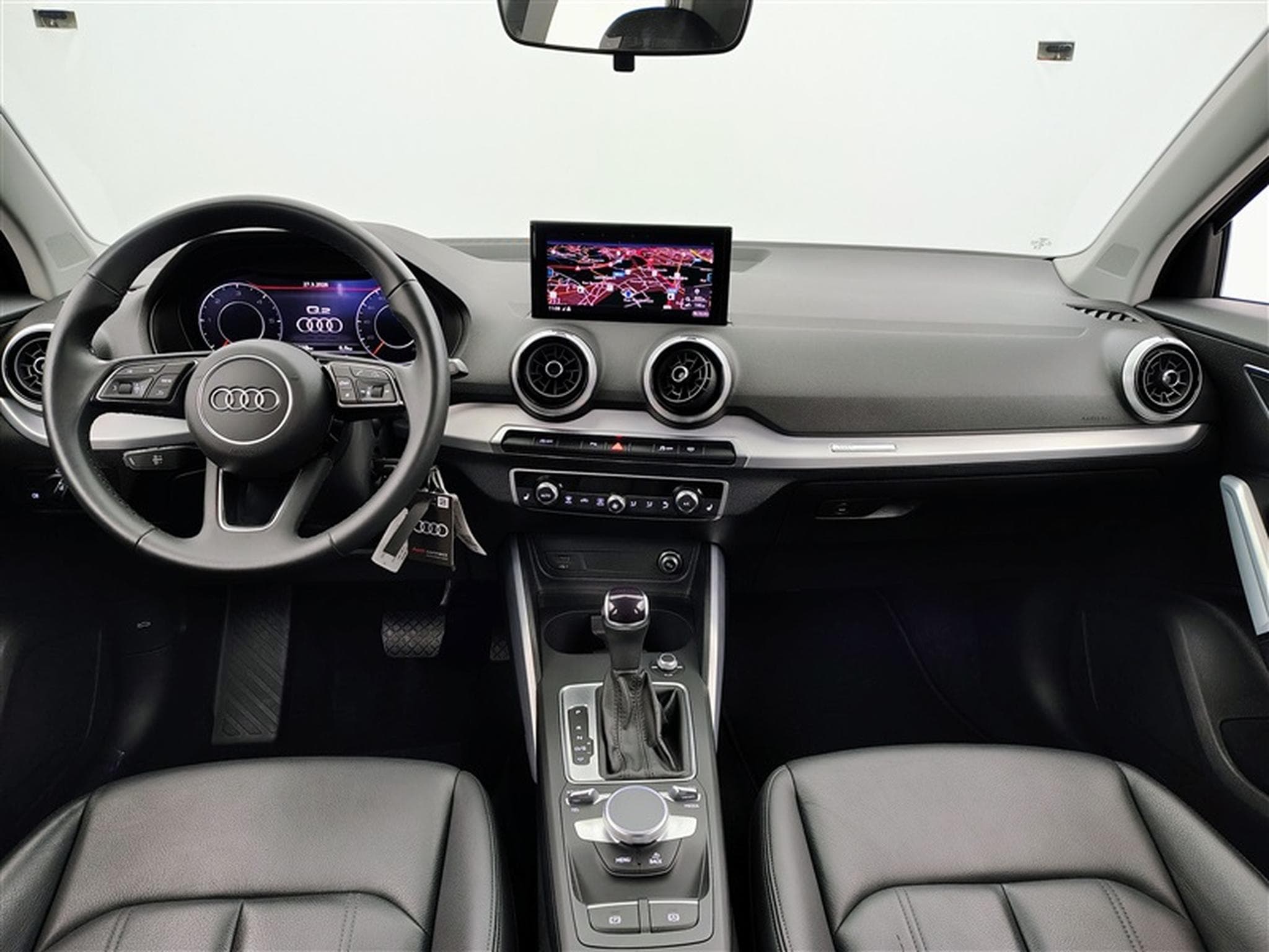 Audi Q2 35 TDi Sport Edition S tronic (2023) - Photo 8