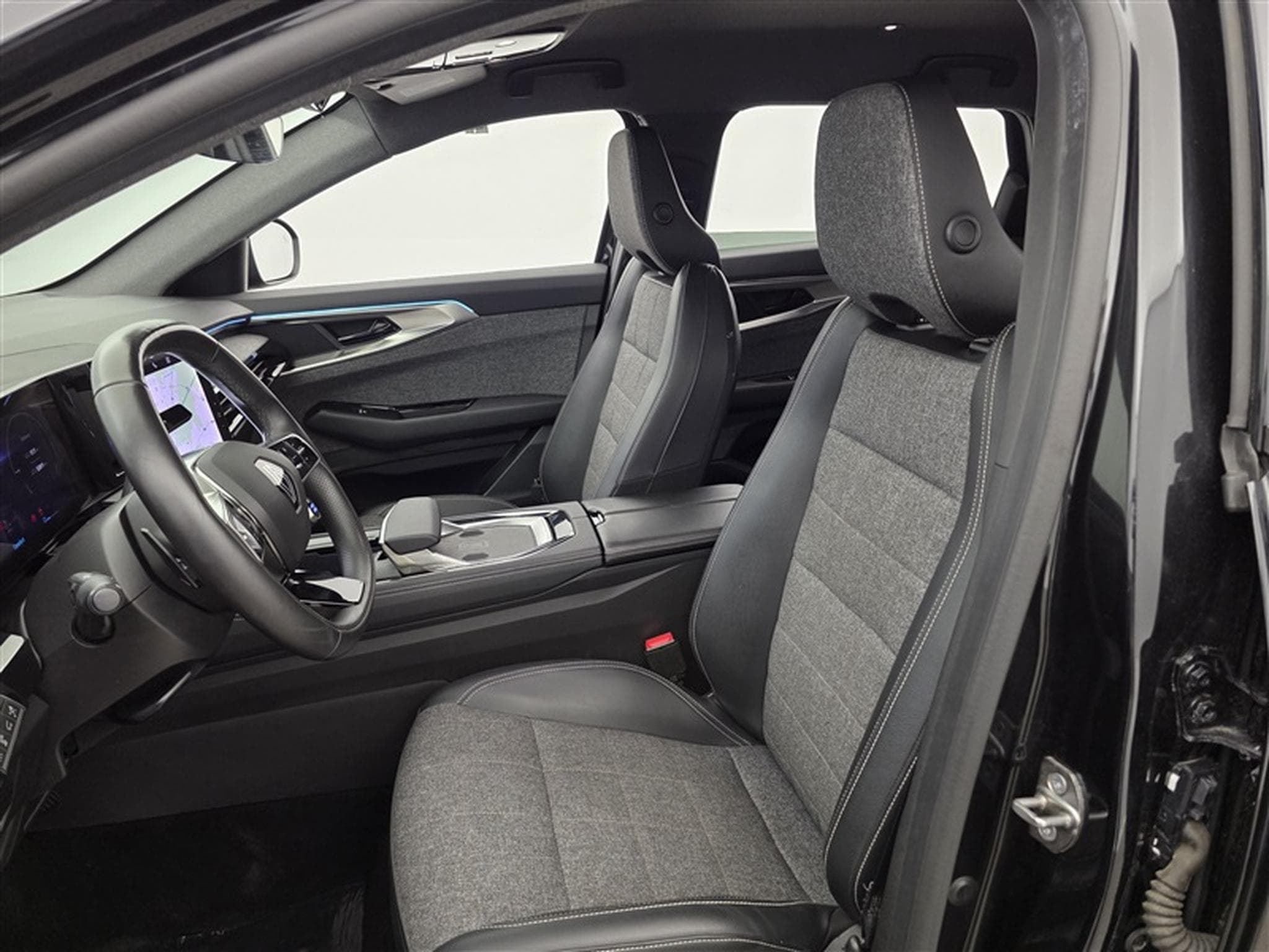 Renault Espace 1.2 E-Tech HEV Techno 7pl. NAVI / S-CUIR / FULL LED (2024) - Photo 7