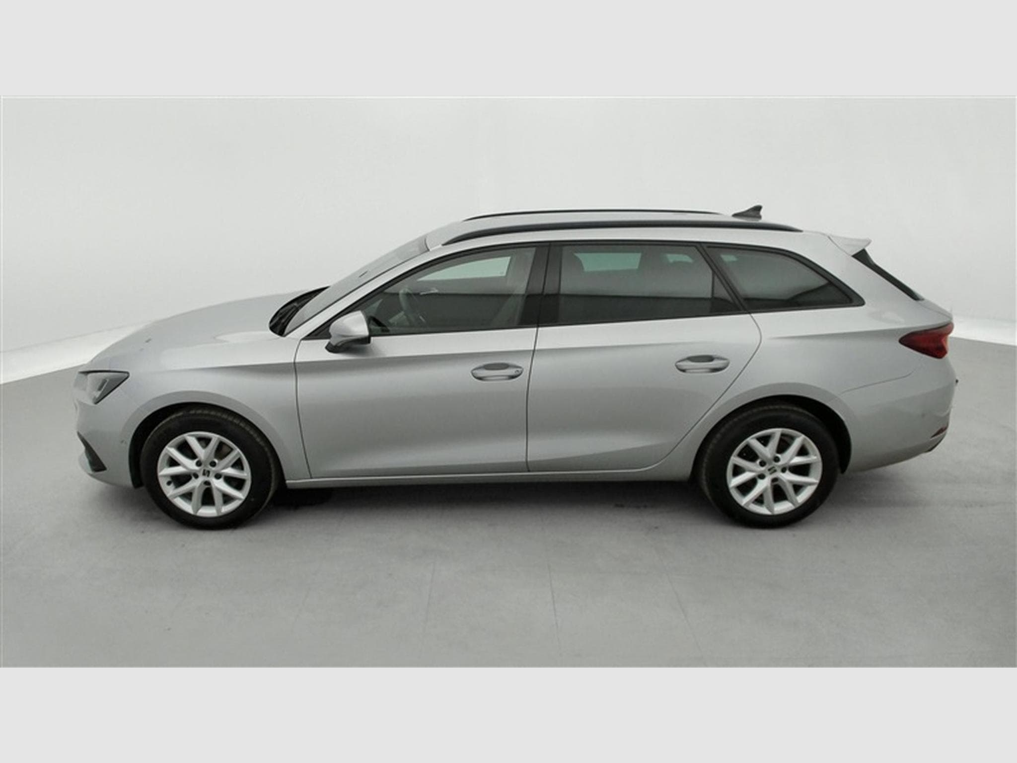 Seat Leon 1.0 EcoTSI Move! NAVI/LED/JA16/PDC AV AR (2023) - Photo 3