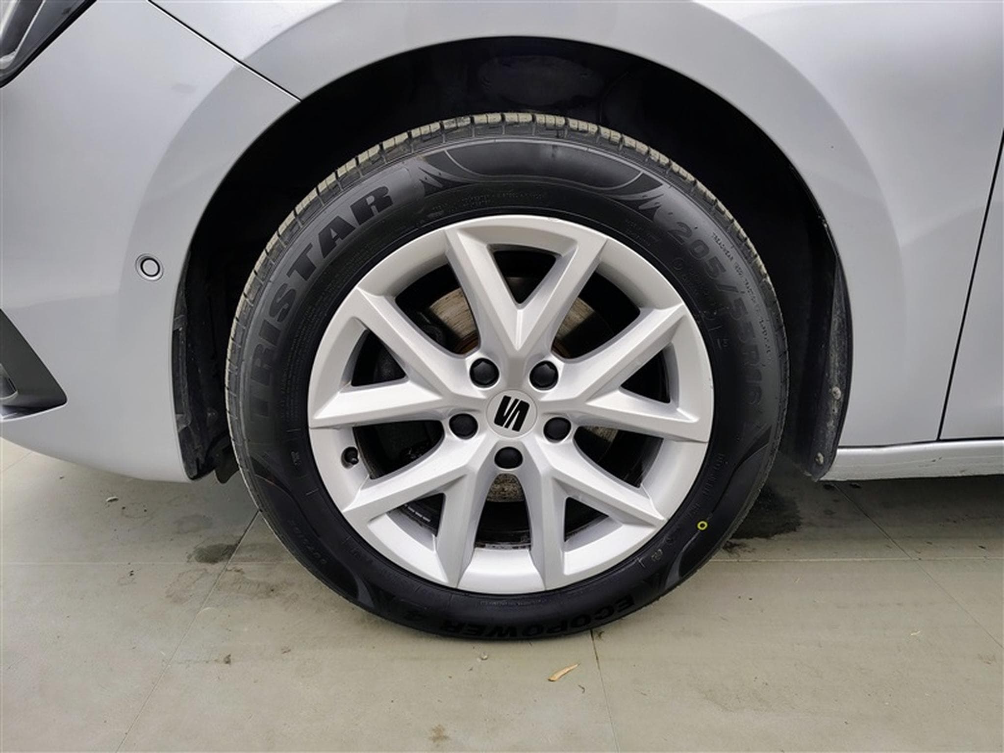 Seat Leon 1.0 EcoTSI Move! NAVI/LED/JA16/PDC AV AR (2023) - Photo 6