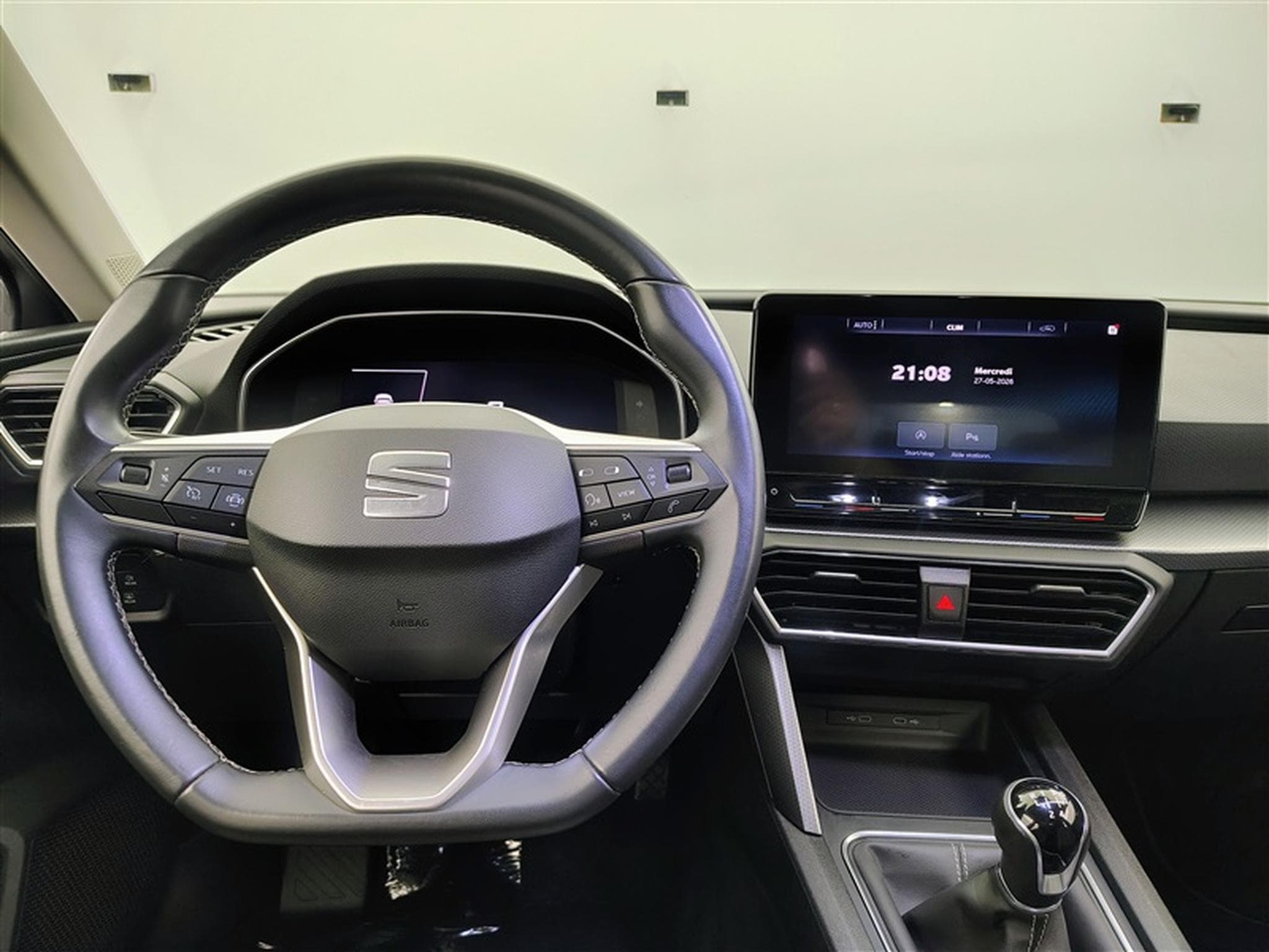 Seat Leon 1.0 EcoTSI Move! NAVI/LED/JA16/PDC AV AR (2023) - Photo 9