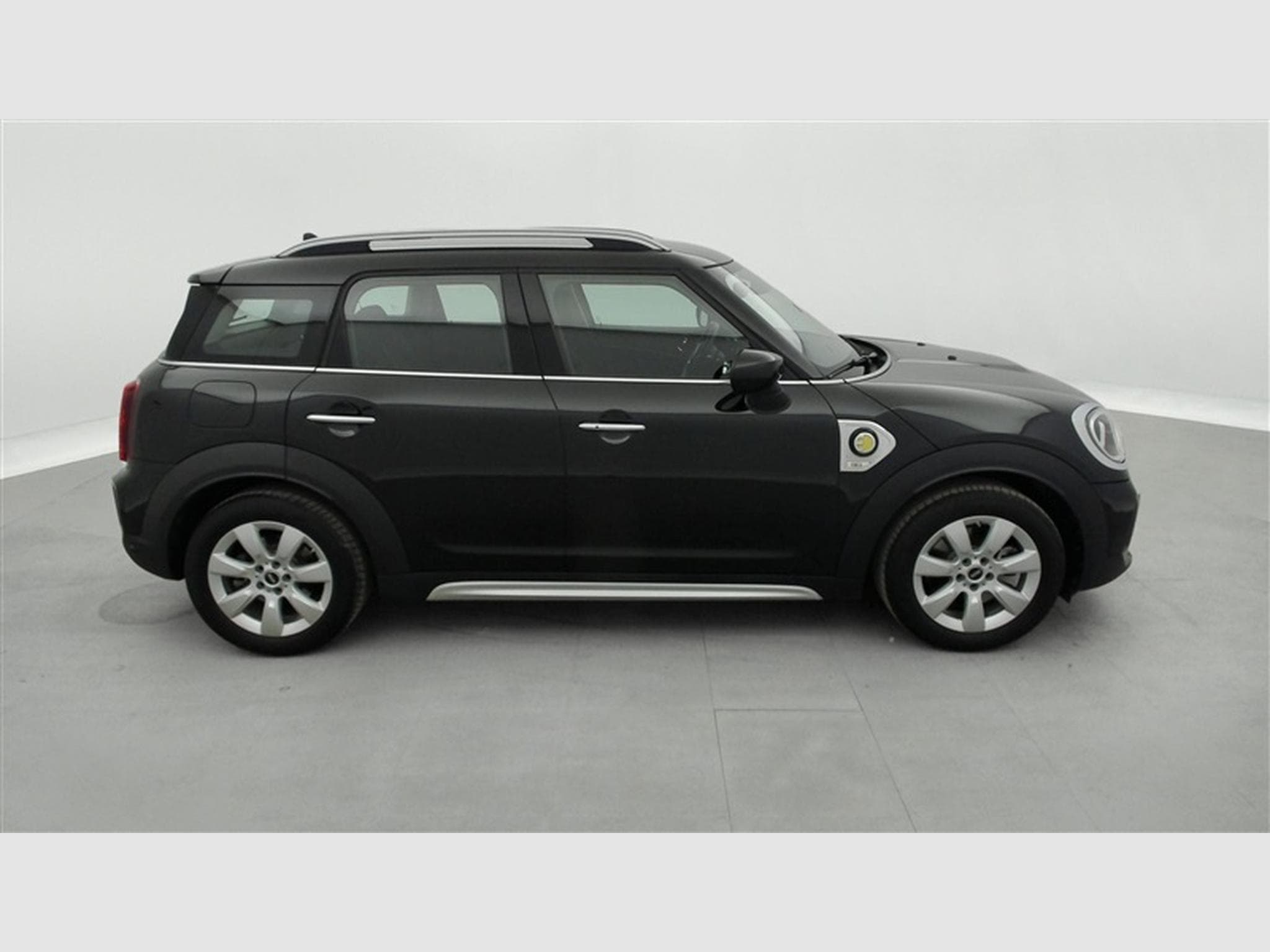 MINI Countryman 1.5A PHEV Cooper SE ALL4/NAVI/FULL LED/JA17/PDC (2023) - Photo 25