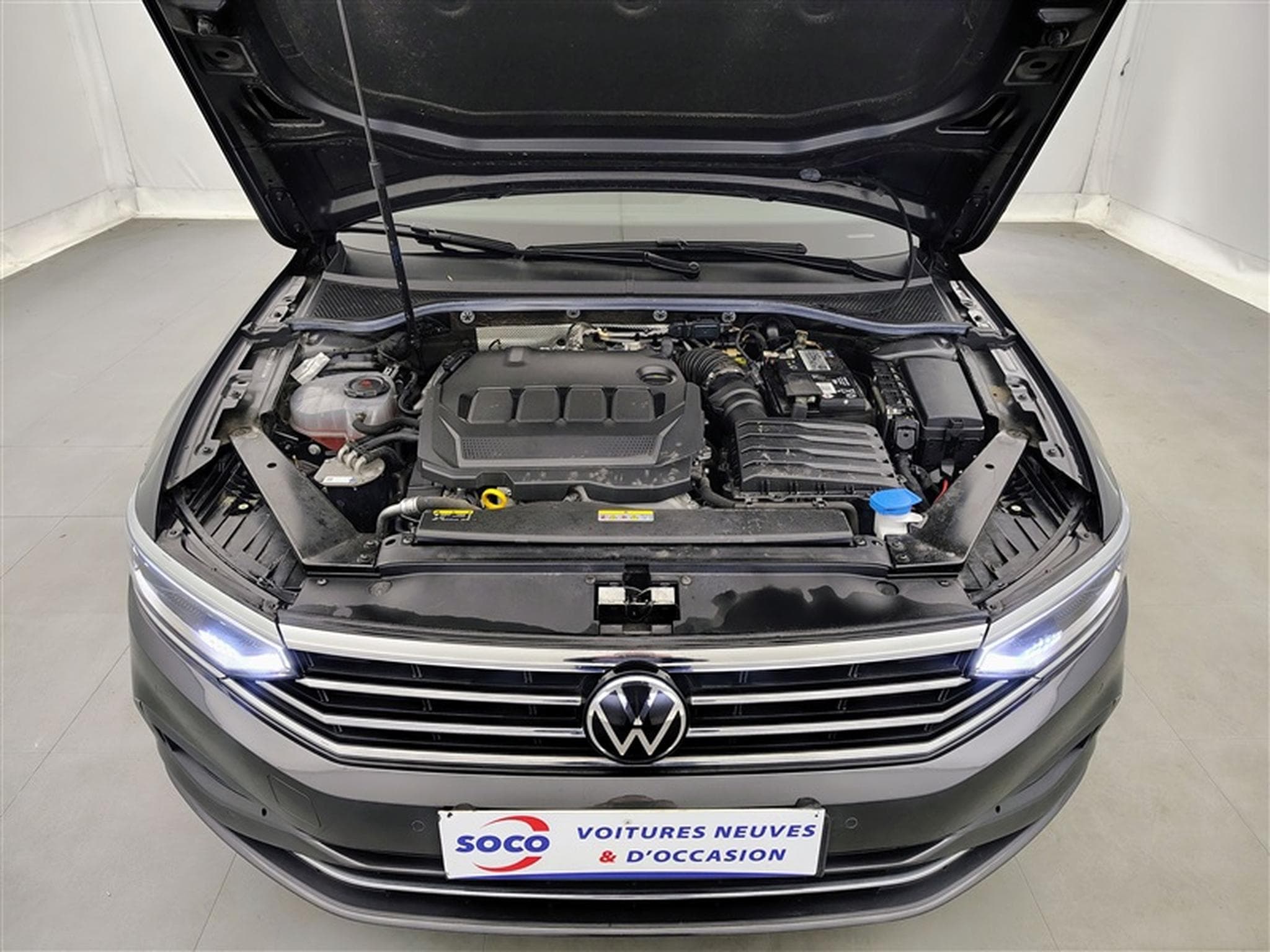 VW Passat 2.0 TDi Style DSG Navi / Led / PDC av+ar (2021) - Photo 21