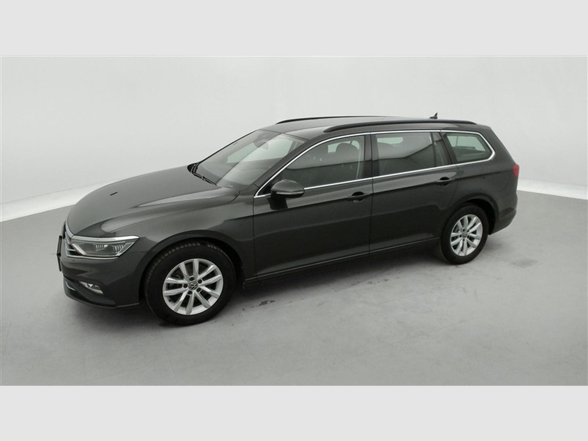 VW Passat 2.0 TDi Style DSG Navi / Led / PDC av+ar (2021) - Photo 23