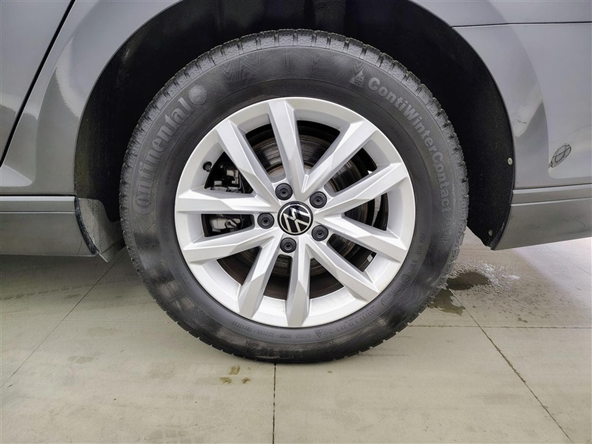 VW Passat 2.0 TDi Style DSG Navi / Led / PDC av+ar (2021) - Photo 6