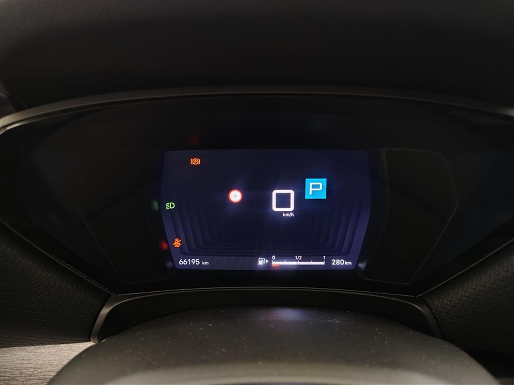 Citroen C5 X 1.2  Feel Navi / Led / PDC av+ar (2023) - Photo 10