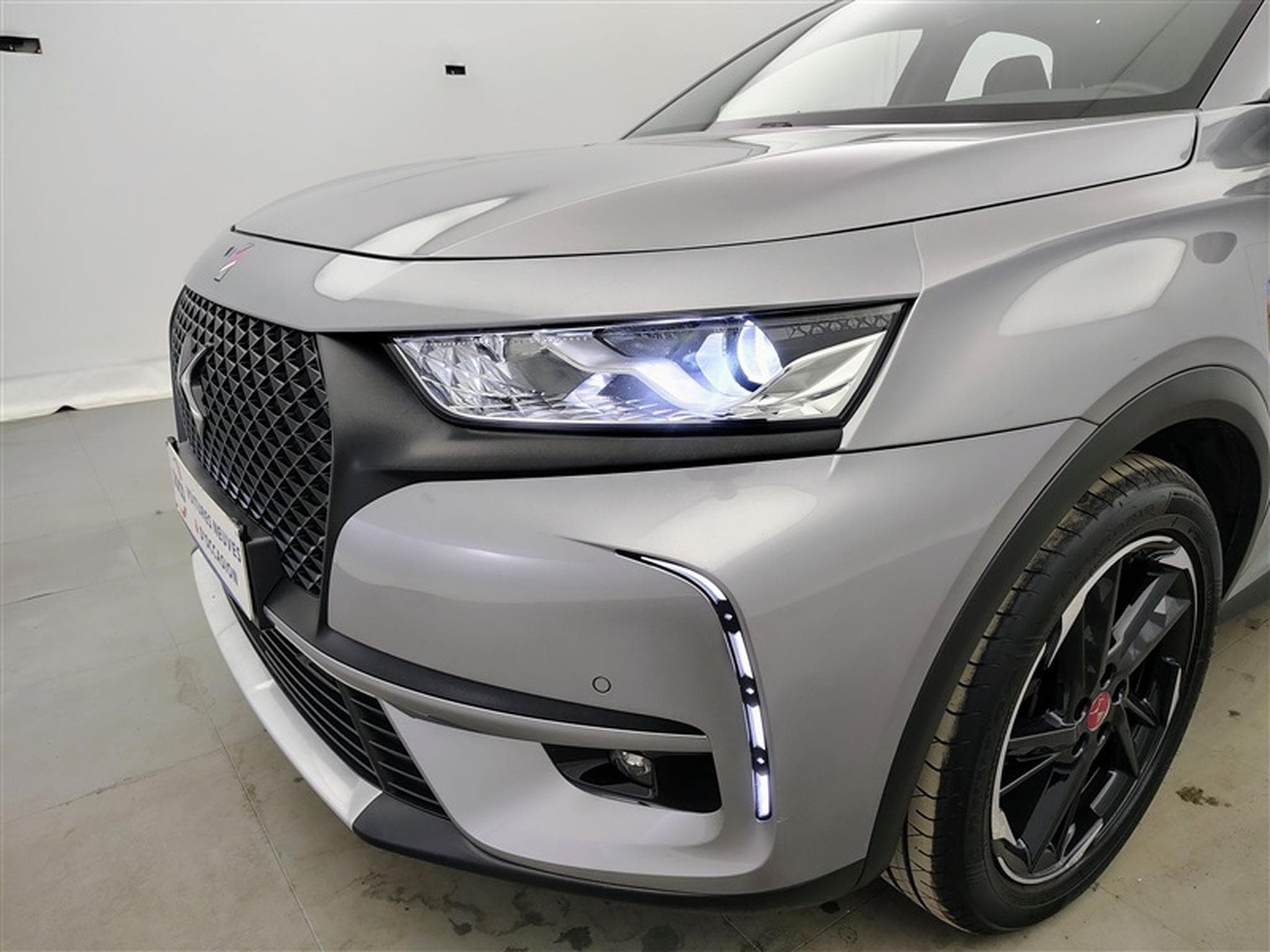 DS Automobiles DS7 1.2 Crossback EAT8 Perform. Line NAVI / ALCANTARA / FULL LED (2021) - Photo 15