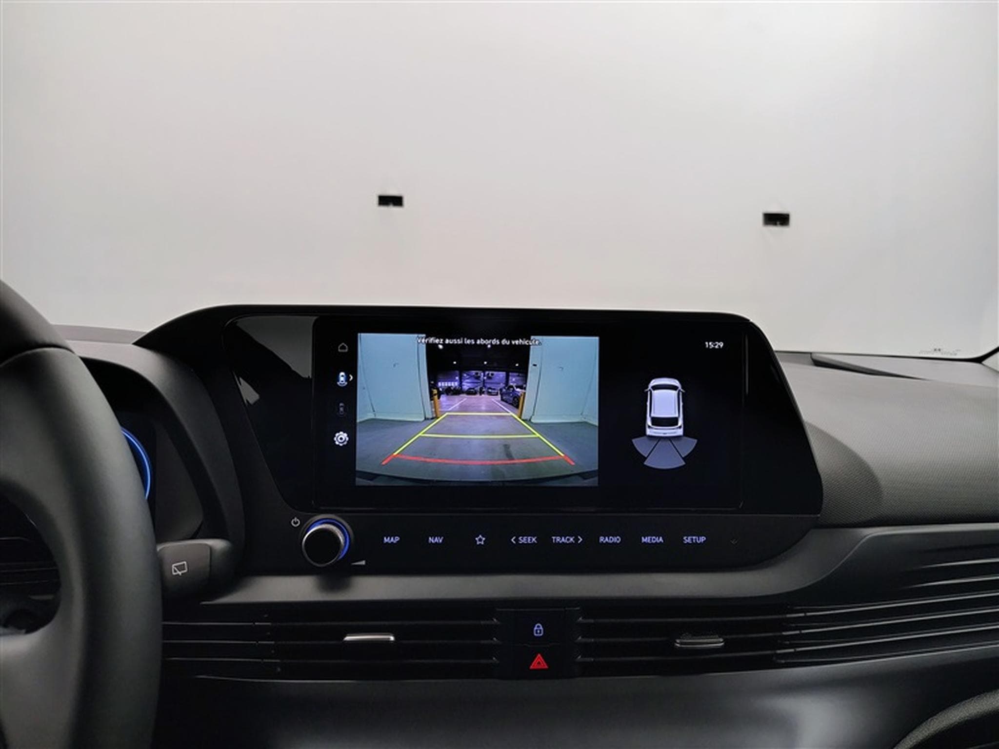 Hyundai i20 1.0 T-GDi 90Cv DCT ConnectLine NAVI / CARPLAY / CAMERA (2026) - Photo 17