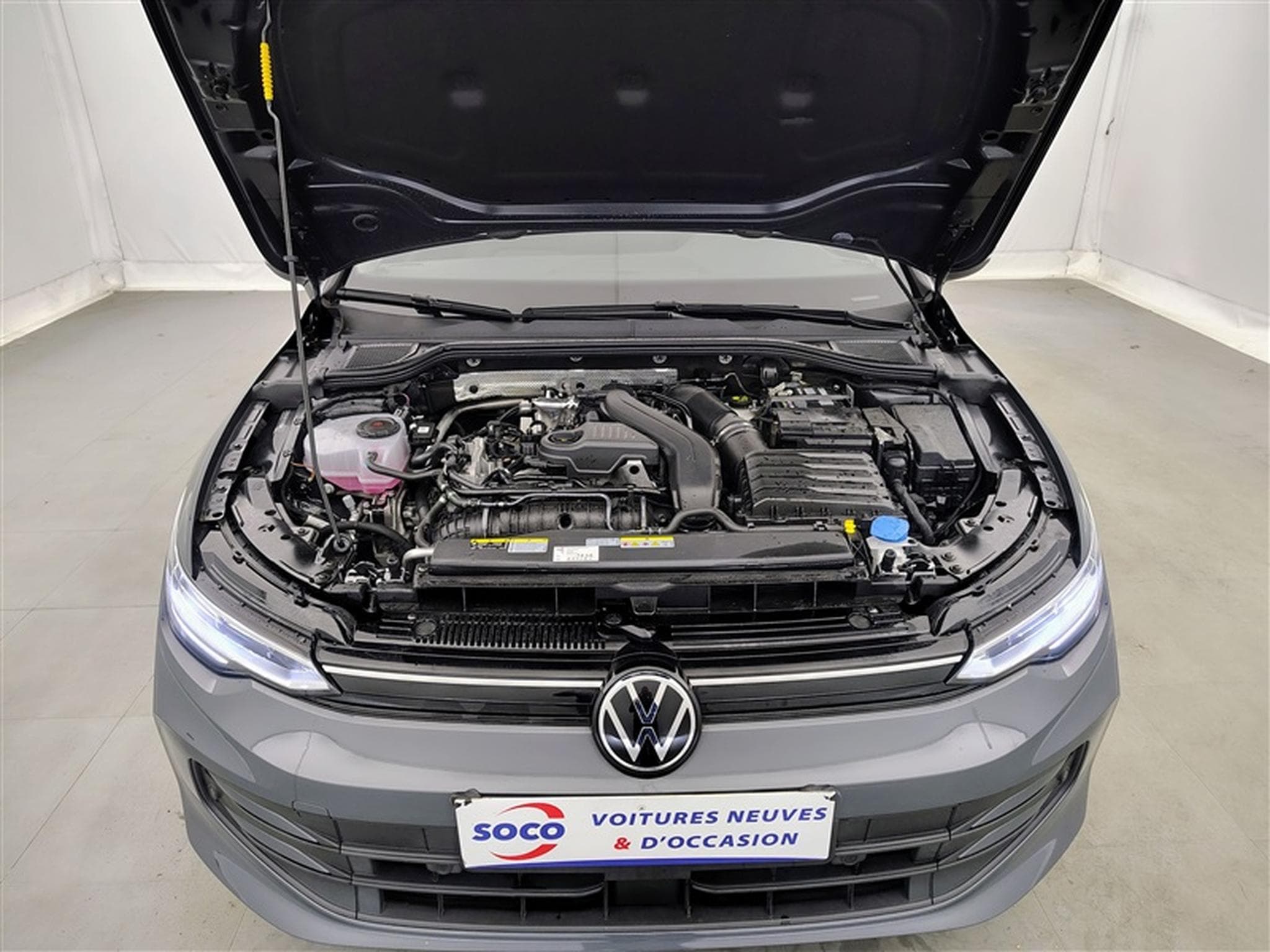 VW Golf 1.5 eTSI Life DSG/NAVI/TO PANO/FULL LED/JA17/PDC (2024) - Photo 20