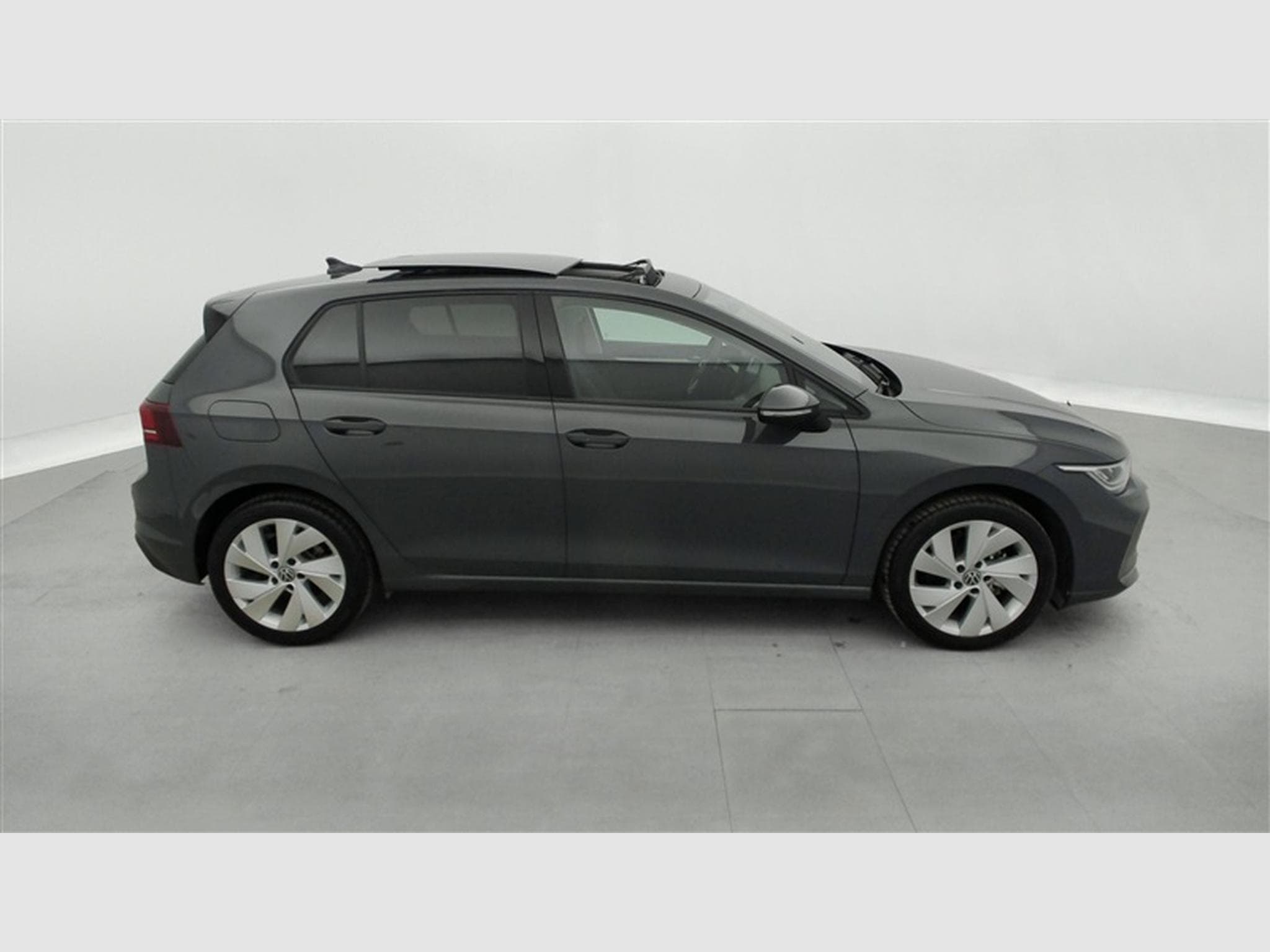 VW Golf 1.5 eTSI Life DSG/NAVI/TO PANO/FULL LED/JA17/PDC (2024) - Photo 25