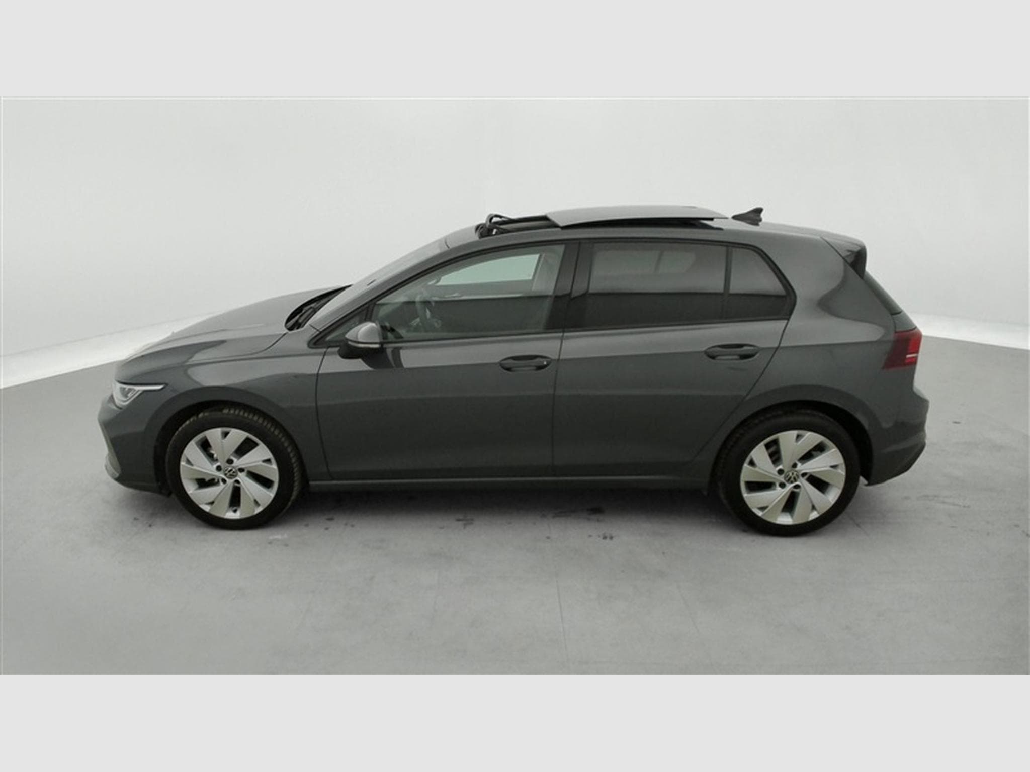 VW Golf 1.5 eTSI Life DSG/NAVI/TO PANO/FULL LED/JA17/PDC (2024) - Photo 3
