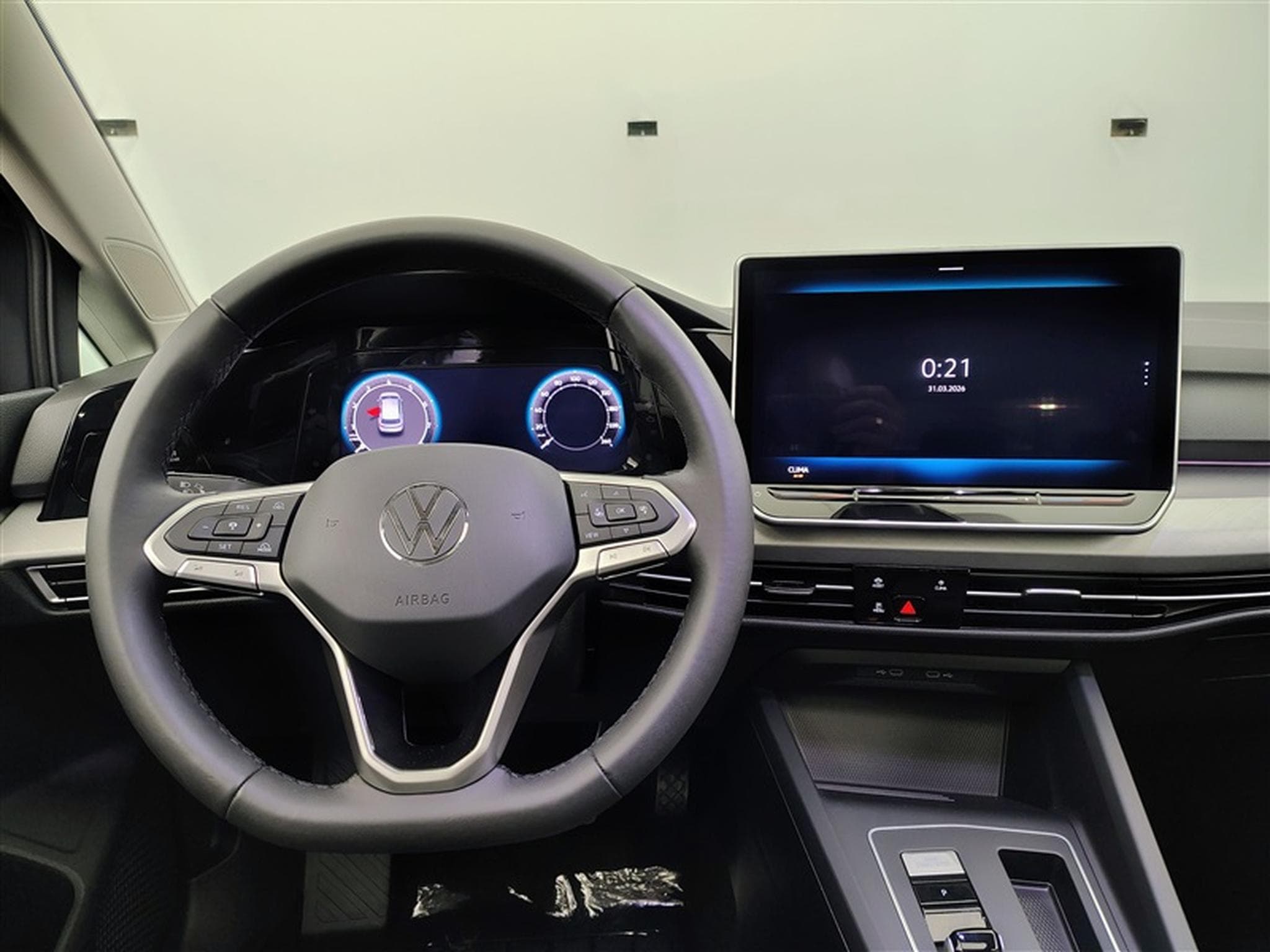 VW Golf 1.5 eTSI Life DSG/NAVI/TO PANO/FULL LED/JA17/PDC (2024) - Photo 9