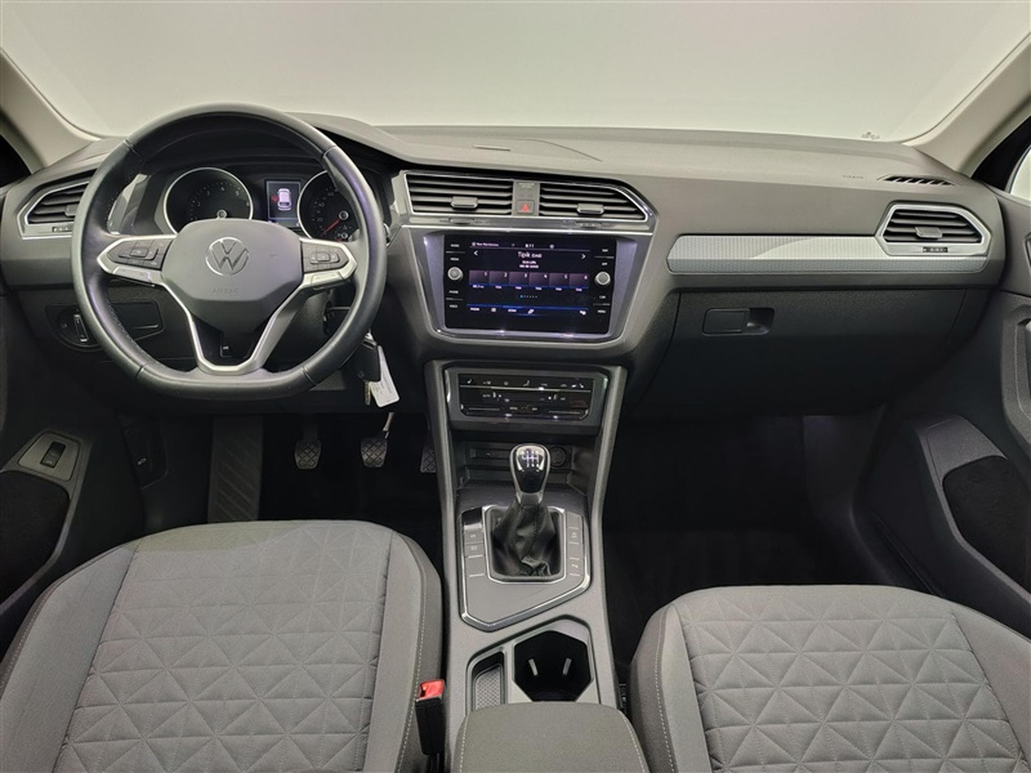 VW Tiguan 1.5 TSI ACT Life NAVI/FULL LED/JA17/PDC AV AR (2020) - Photo 7