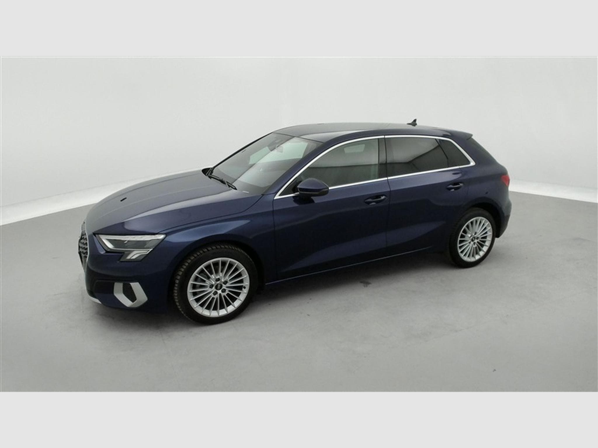 Audi A3 30 TFSI S-Tronic Advanced  Cuir / Navi / Led (2022) - Photo 20