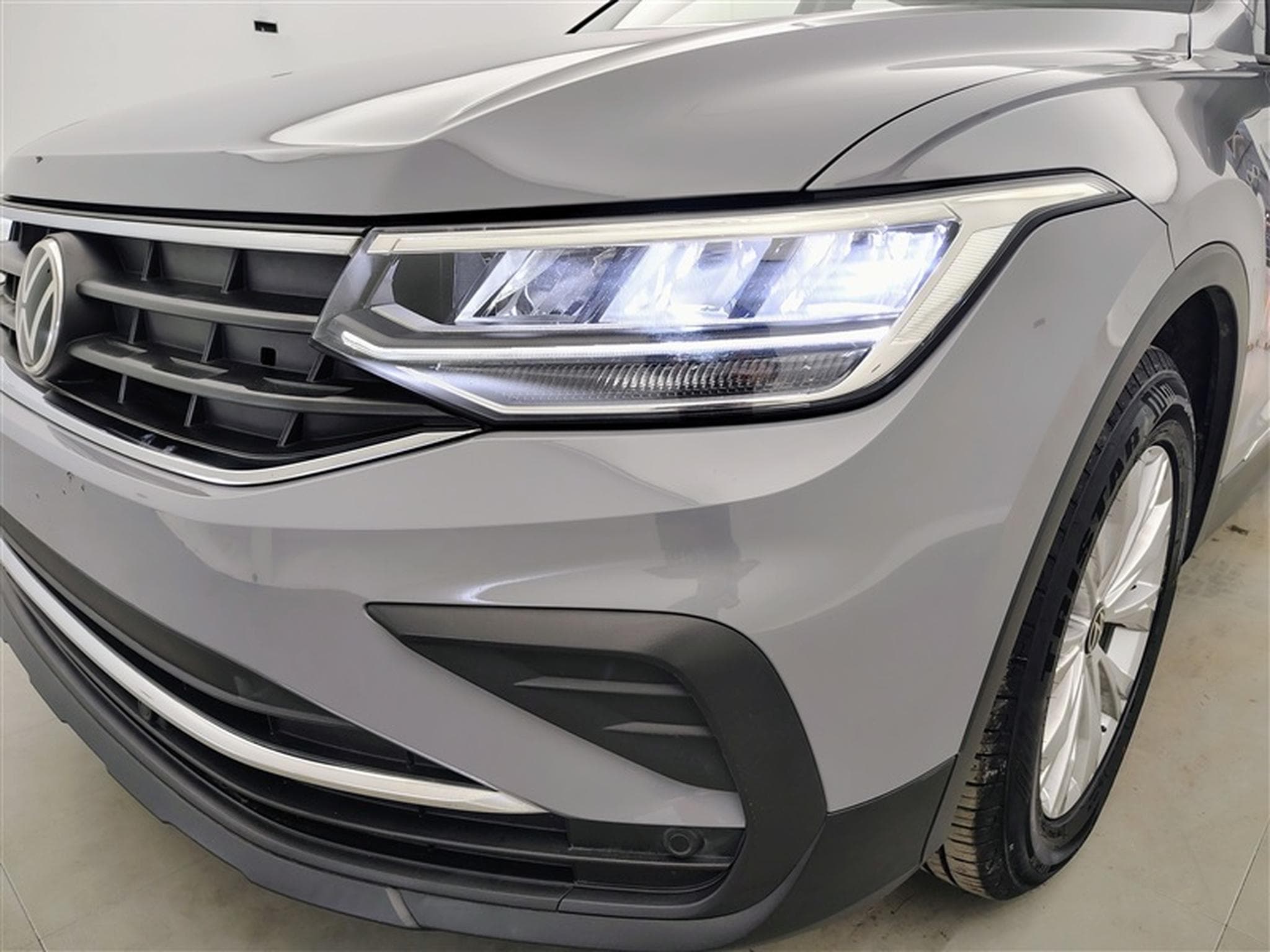 VW Tiguan 1.5 TSI ACT Active OPF (2021) - Photo 15