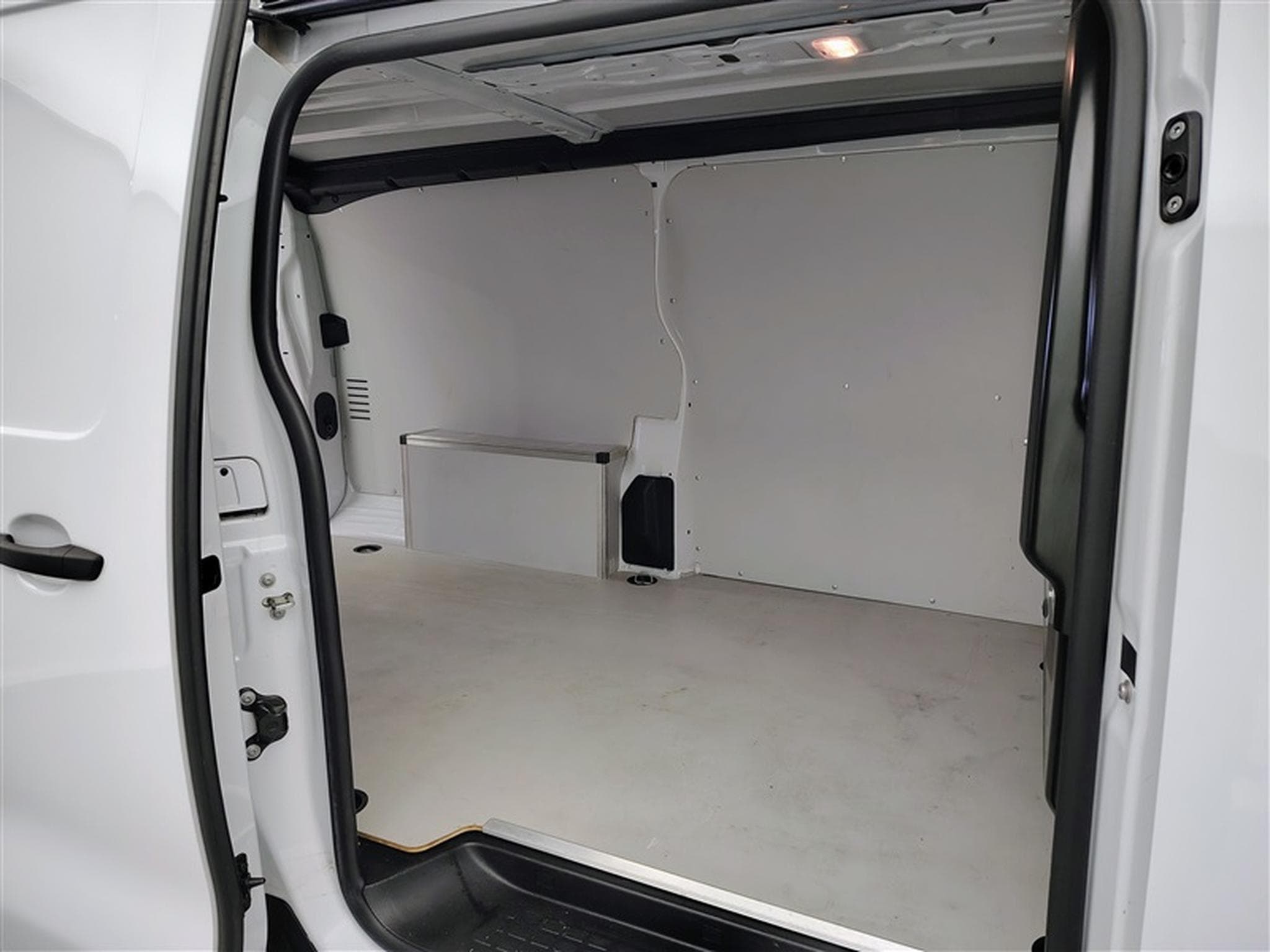 Fiat Scudo 2.0 M-Jet 180Cv AT8 L3 3PL / NAVI / CARPLAY / CAMERA (2024) - Photo 13