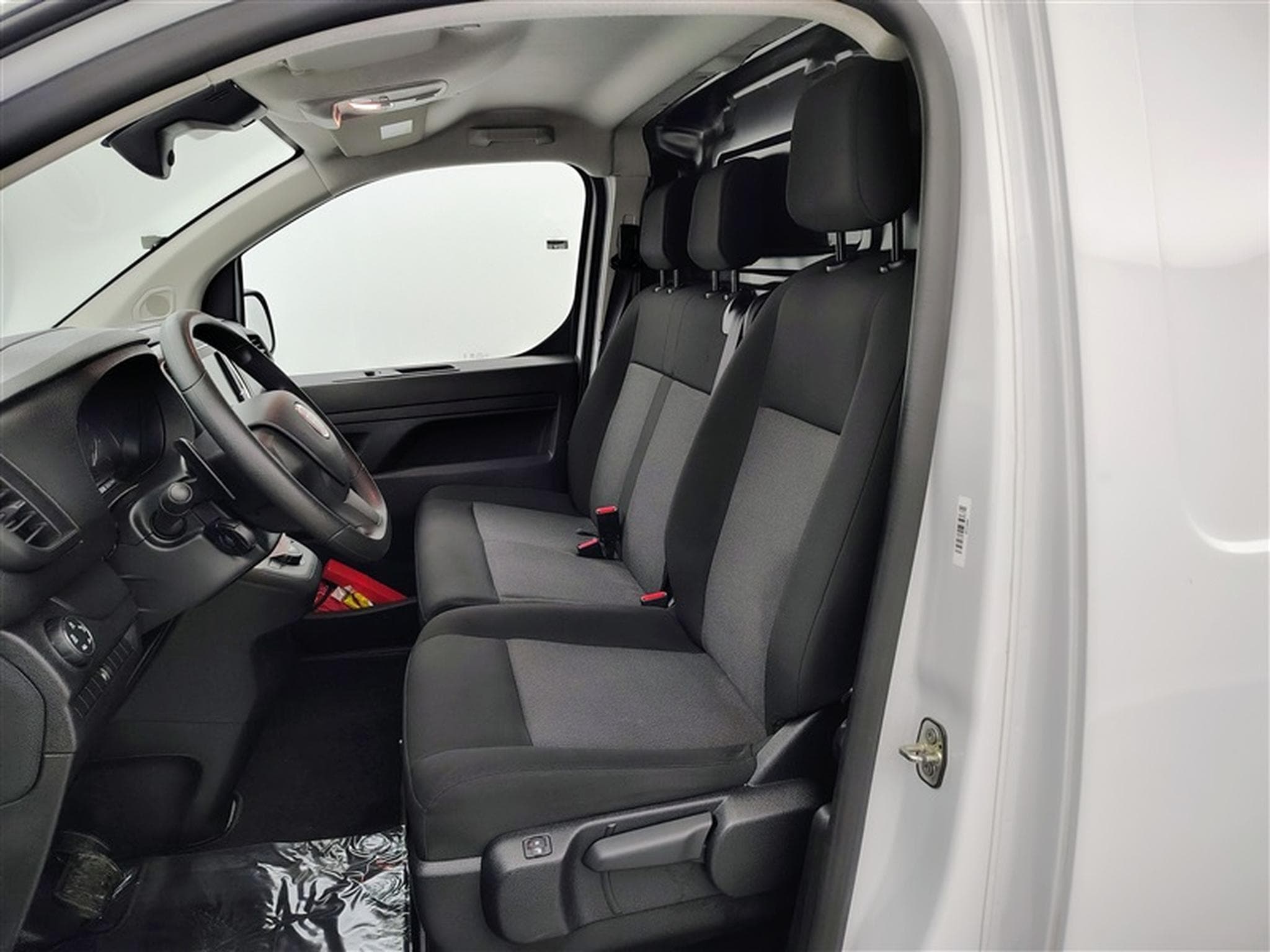 Fiat Scudo 2.0 M-Jet 180Cv AT8 L3 3PL / NAVI / CARPLAY / CAMERA (2024) - Photo 7