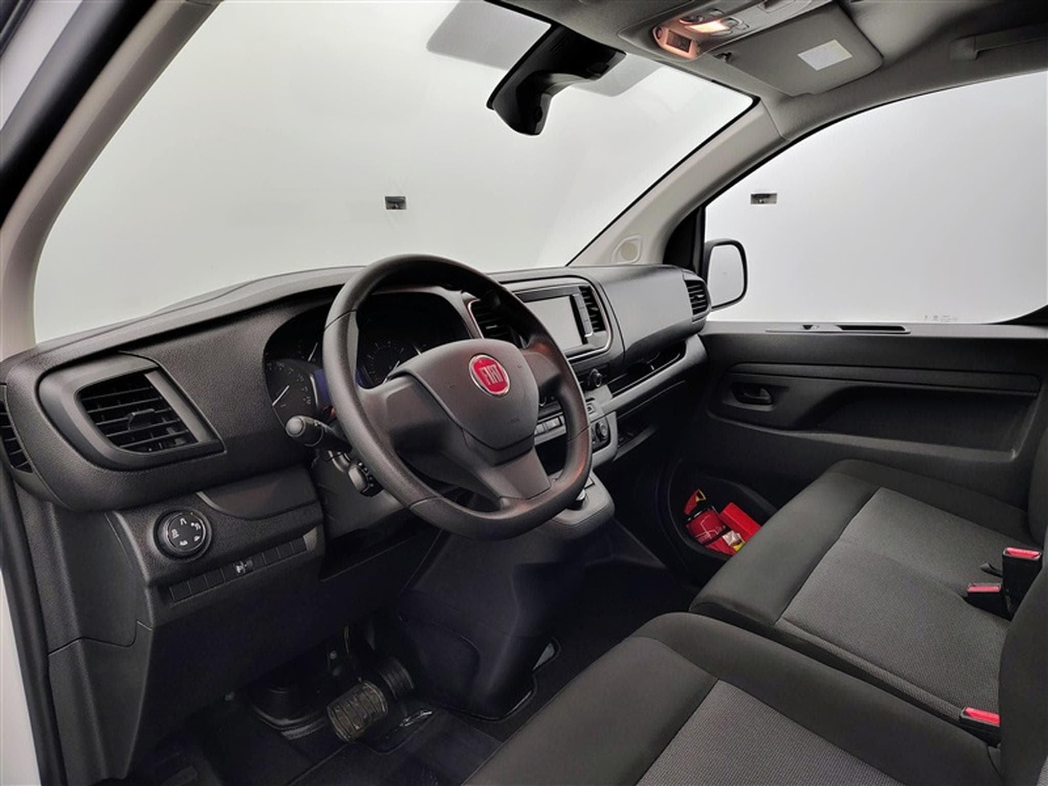 Fiat Scudo 2.0 M-Jet 180Cv AT8 L3 3PL / NAVI / CARPLAY / CAMERA (2024) - Photo 8