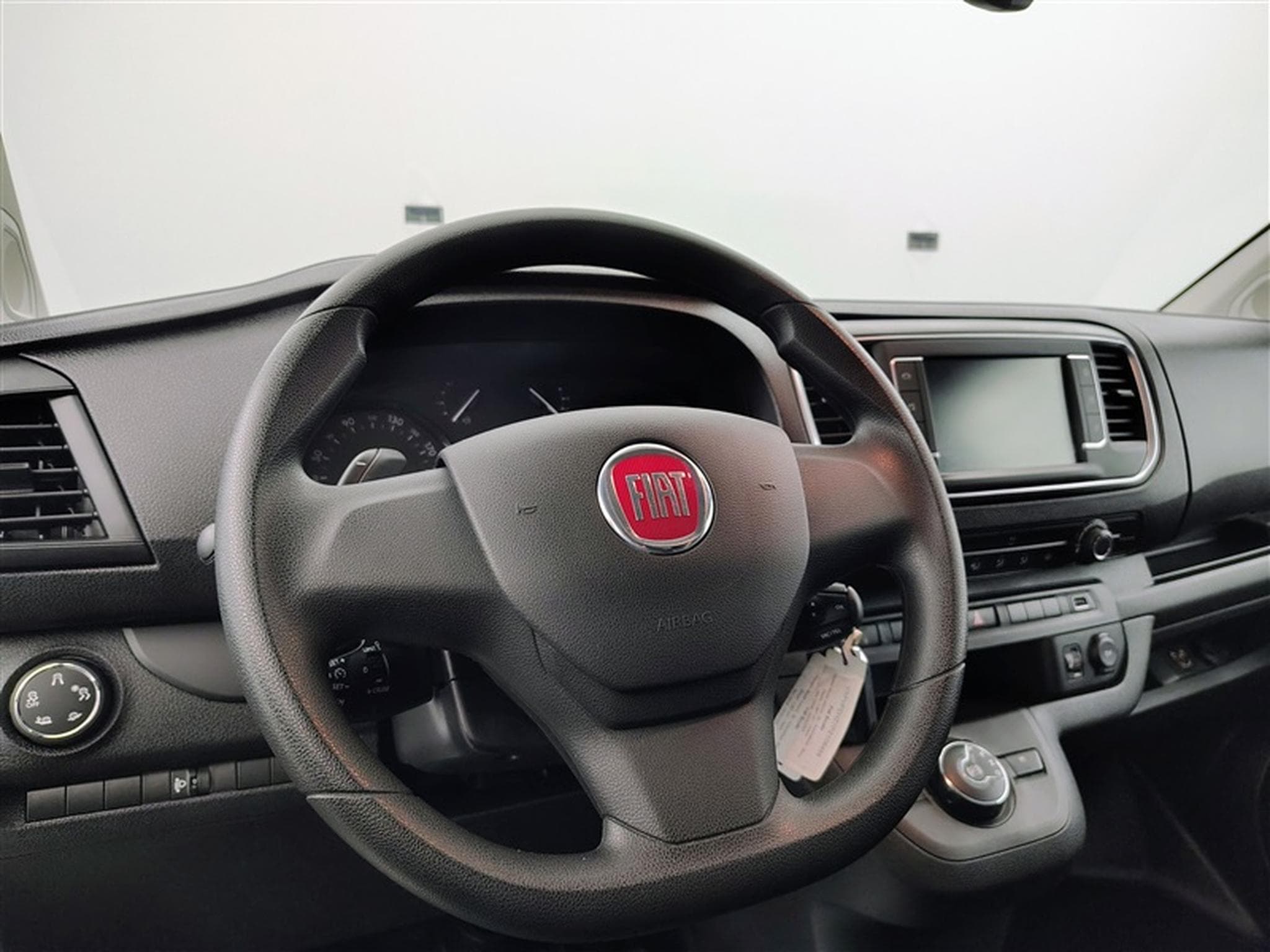 Fiat Scudo 2.0 M-Jet 180Cv AT8 L3 3PL / NAVI / CARPLAY / CAMERA (2024) - Photo 9