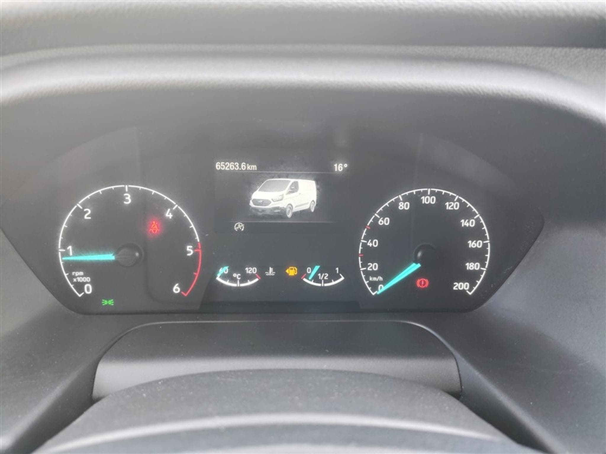 Ford Transit 2.0 TDCi L1H1 3PL CLIM / PDC AV-AR (2022) - Photo 10