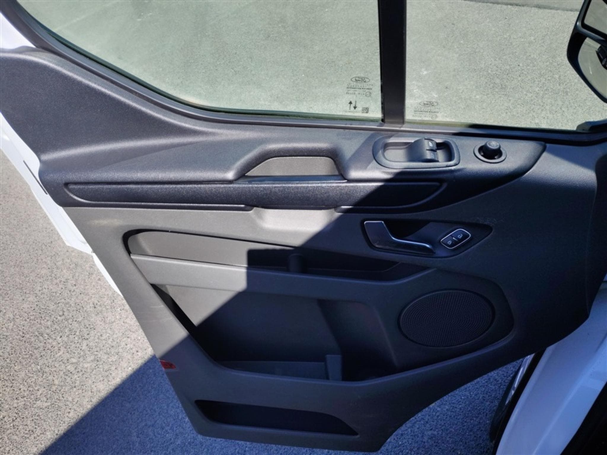 Ford Transit 2.0 TDCi L1H1 3PL CLIM / PDC AV-AR (2022) - Photo 16