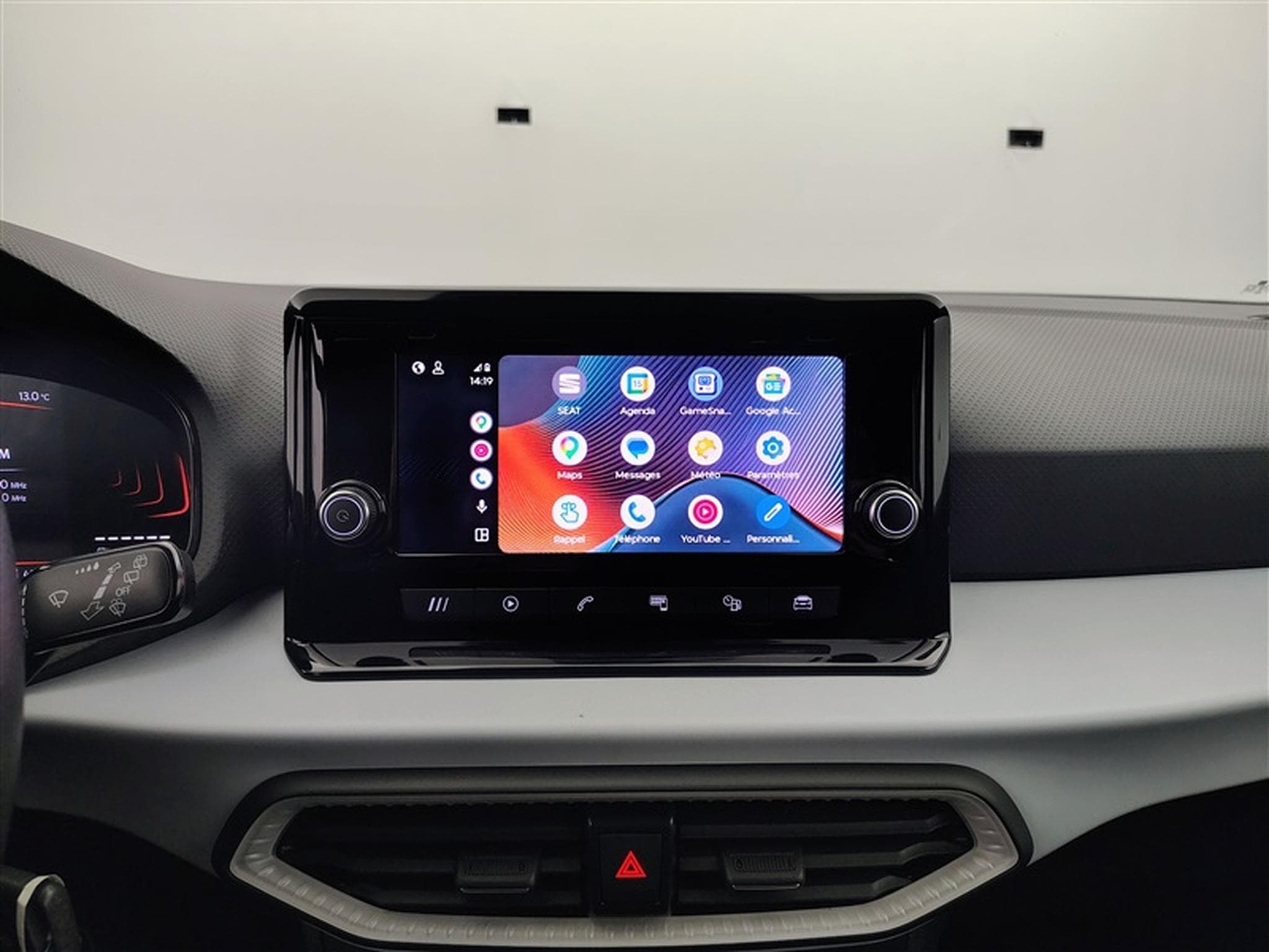 Seat Arona 1.0 TSI Move! Full Link DSG (2023) - Photo 19