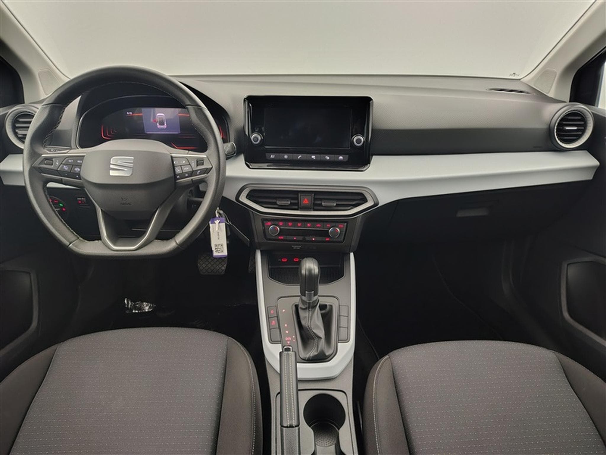 Seat Arona 1.0 TSI Move! Full Link DSG (2023) - Photo 8