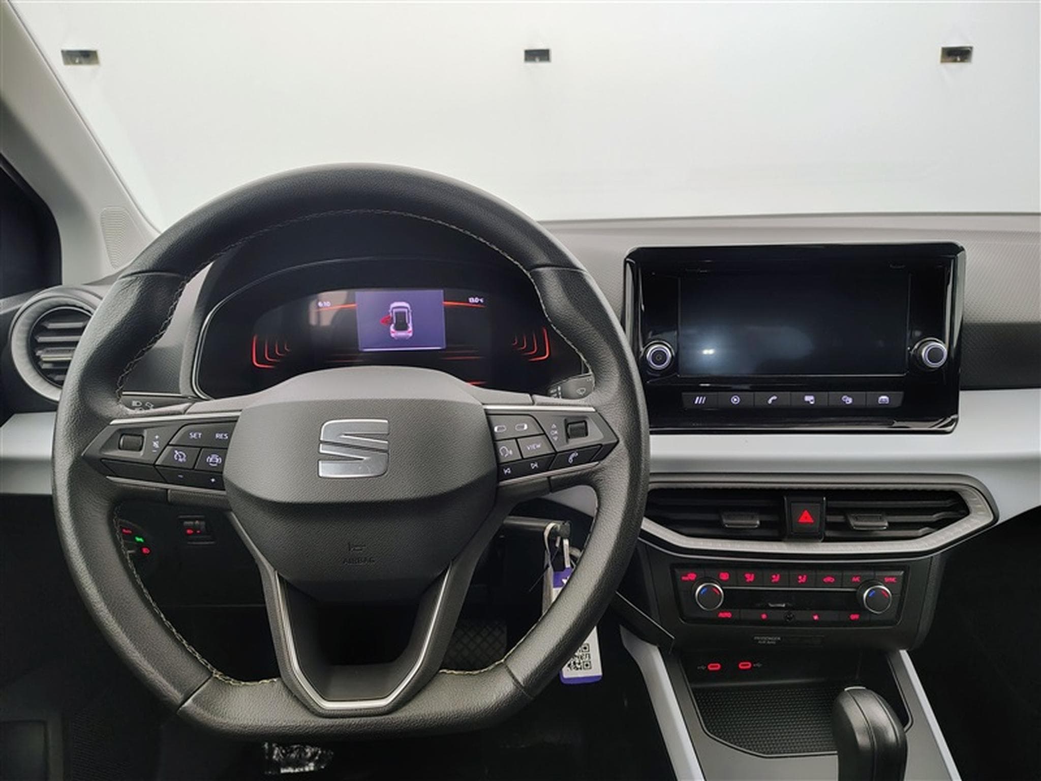 Seat Arona 1.0 TSI Move! Full Link DSG (2023) - Photo 9