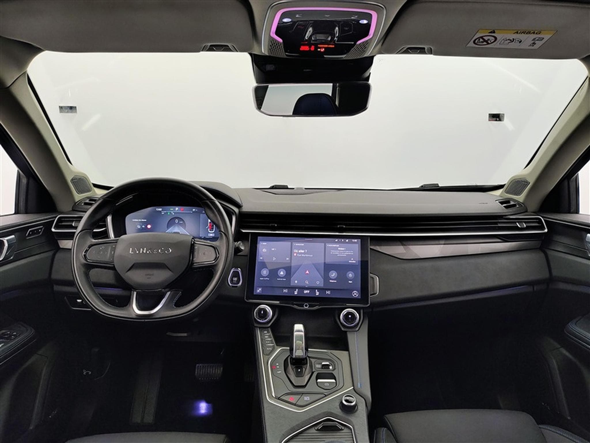 Lynk & Co 01 1.5 Turbo PHEV NAVI / FULL LED / PANO / CAMERA / ALU 20" (2023) - Photo 8