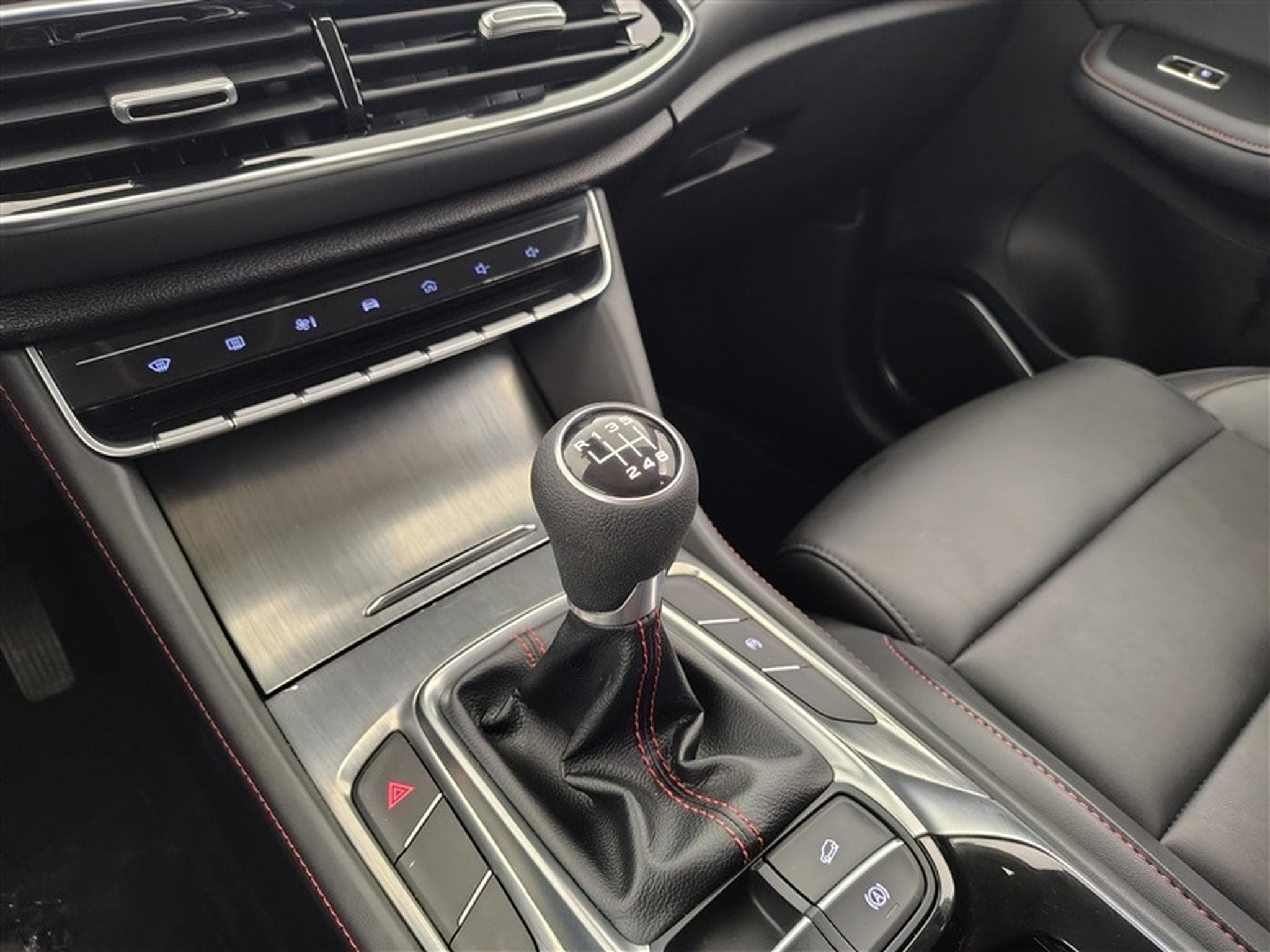 MG HS Facelift 1.5 T-GDi 160cv Comfort NAVI / FULL LED / CUIR (2024) - Photo 12