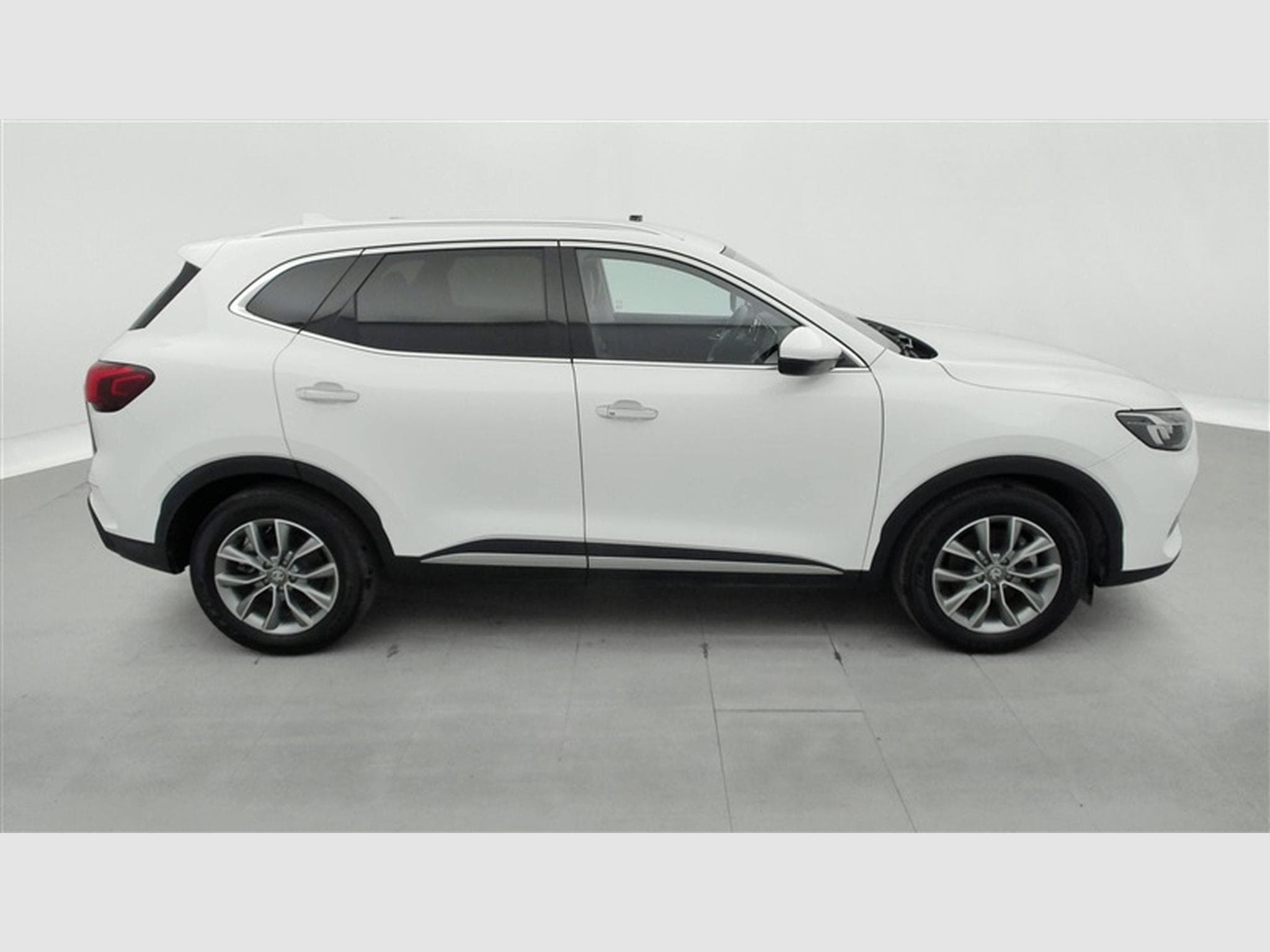 MG HS Facelift 1.5 T-GDi 160cv Comfort NAVI / FULL LED / CUIR (2024) - Photo 24