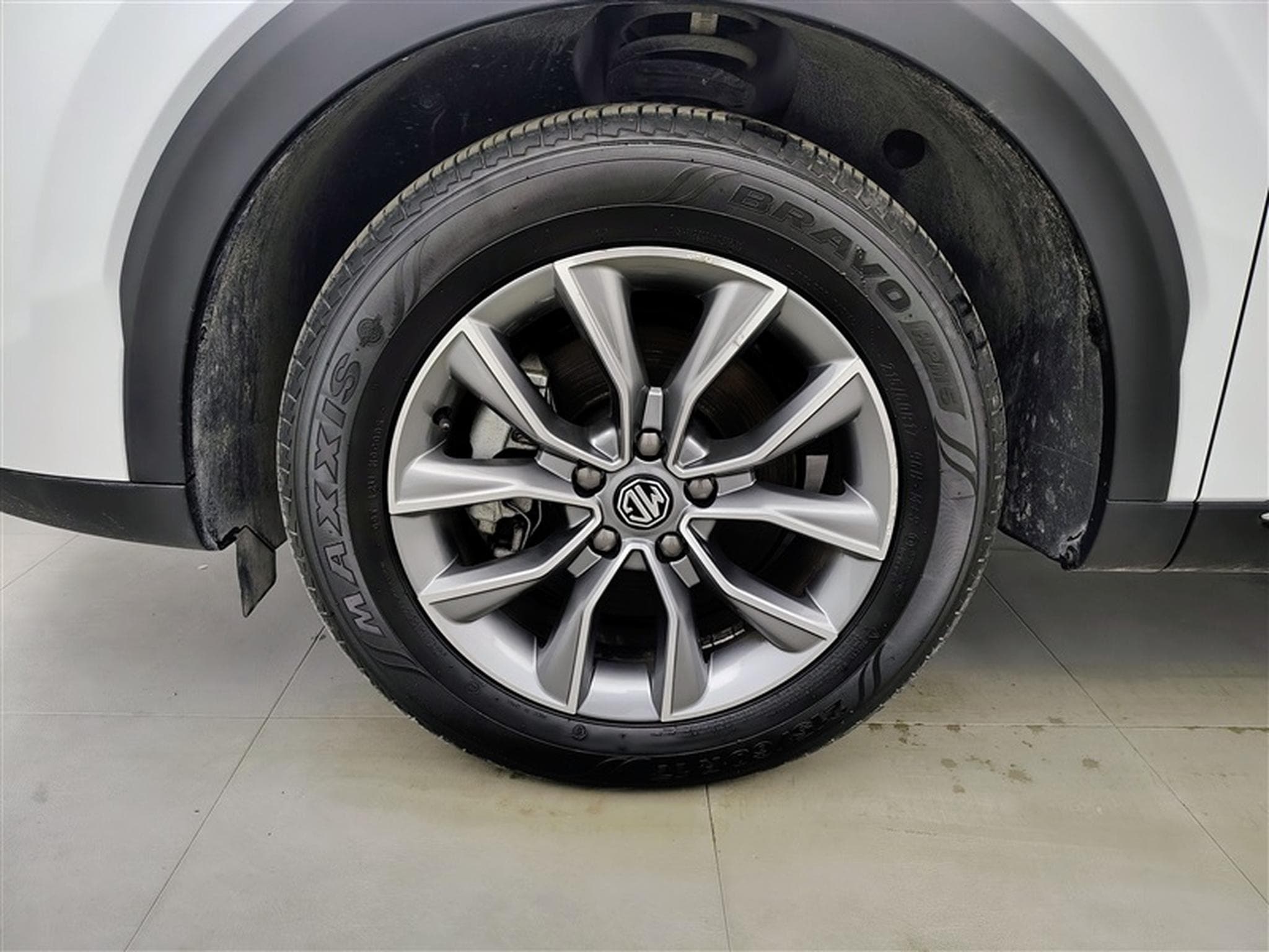 MG HS Facelift 1.5 T-GDi 160cv Comfort NAVI / FULL LED / CUIR (2024) - Photo 6