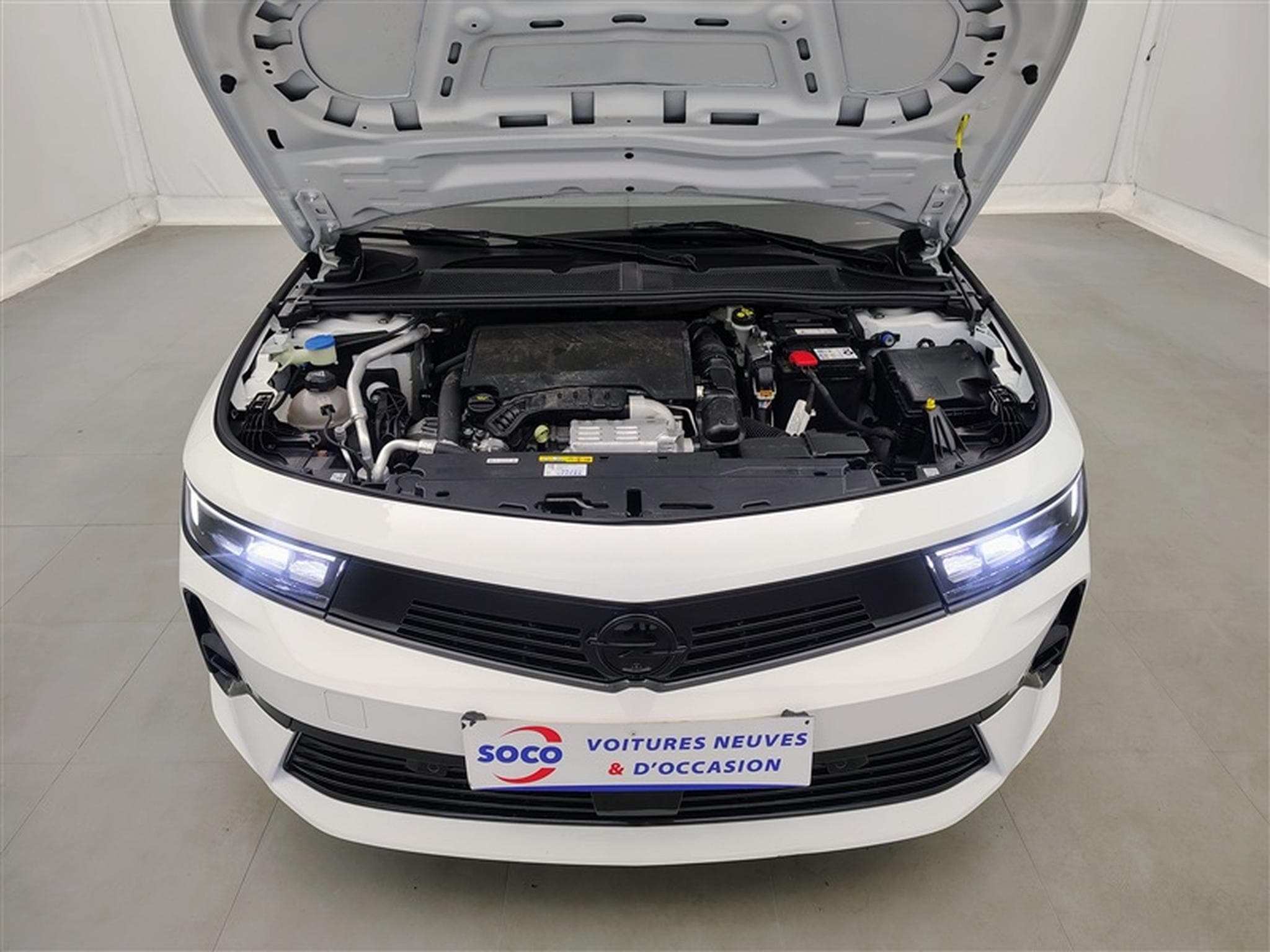 Opel Astra 1.2 Turbo 130cv GS NAVI / FULL LED / ALCANTARA / CAMERA 360 (2024) - Photo 19