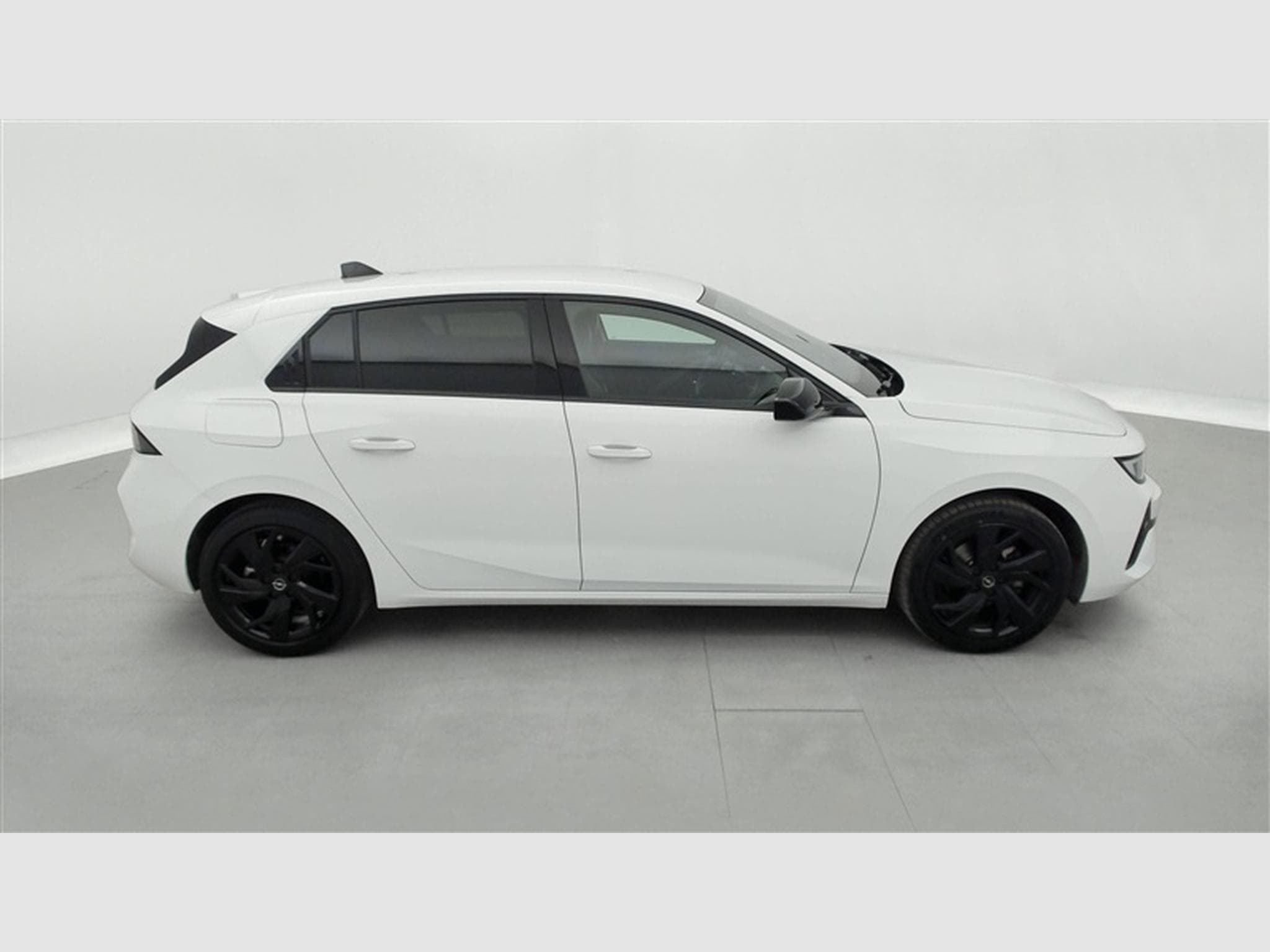 Opel Astra 1.2 Turbo 130cv GS NAVI / FULL LED / ALCANTARA / CAMERA 360 (2024) - Photo 24