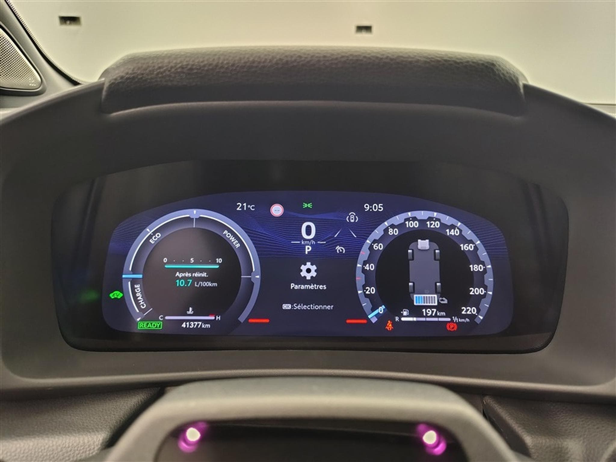 Toyota C-HR Hybrid HEV 1.8 Premium Bi-Tone E-CVT°NAV°CARPLAY°CAMERA360 (2024) - Photo 10