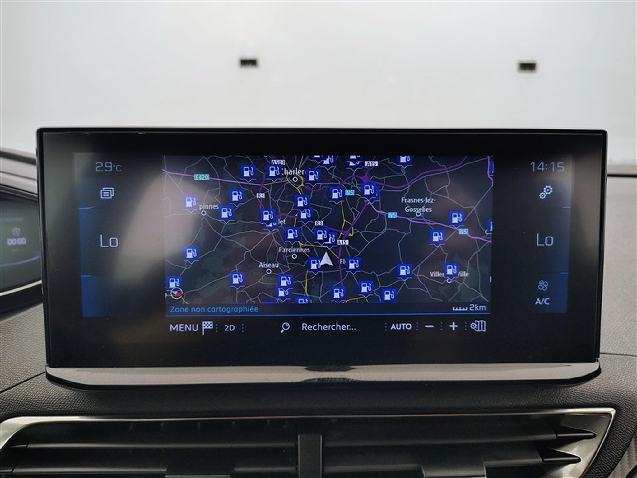 Peugeot 5008 1.2 PureTech EAT8 Active Pack 7Pl NAVI / FULL LED (2023) - Photo 10