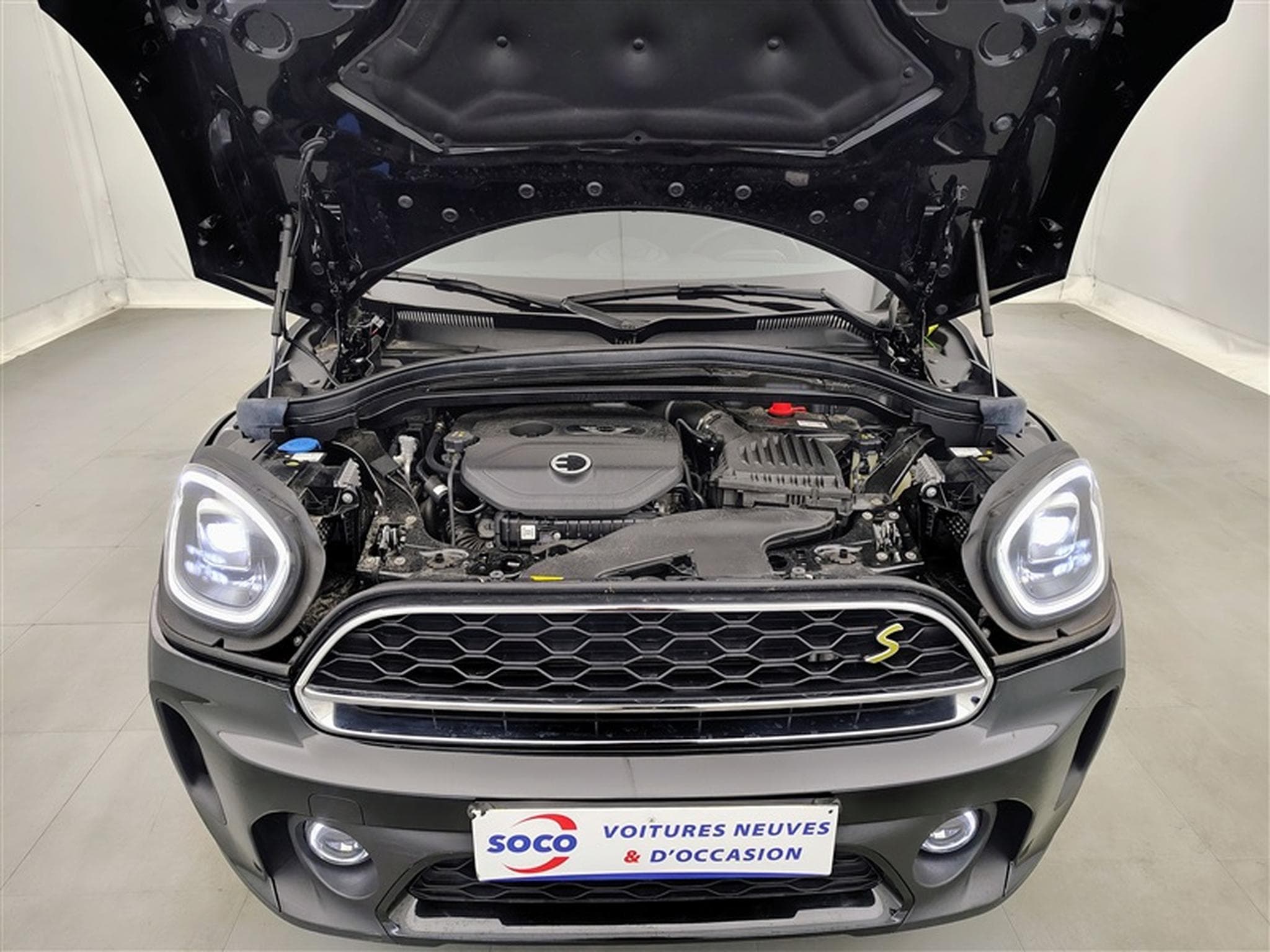 MINI Countryman 1.5A PHEV Cooper SE ALL4/NAVI/FULL LED/JA17/PDC (2023) - Photo 20