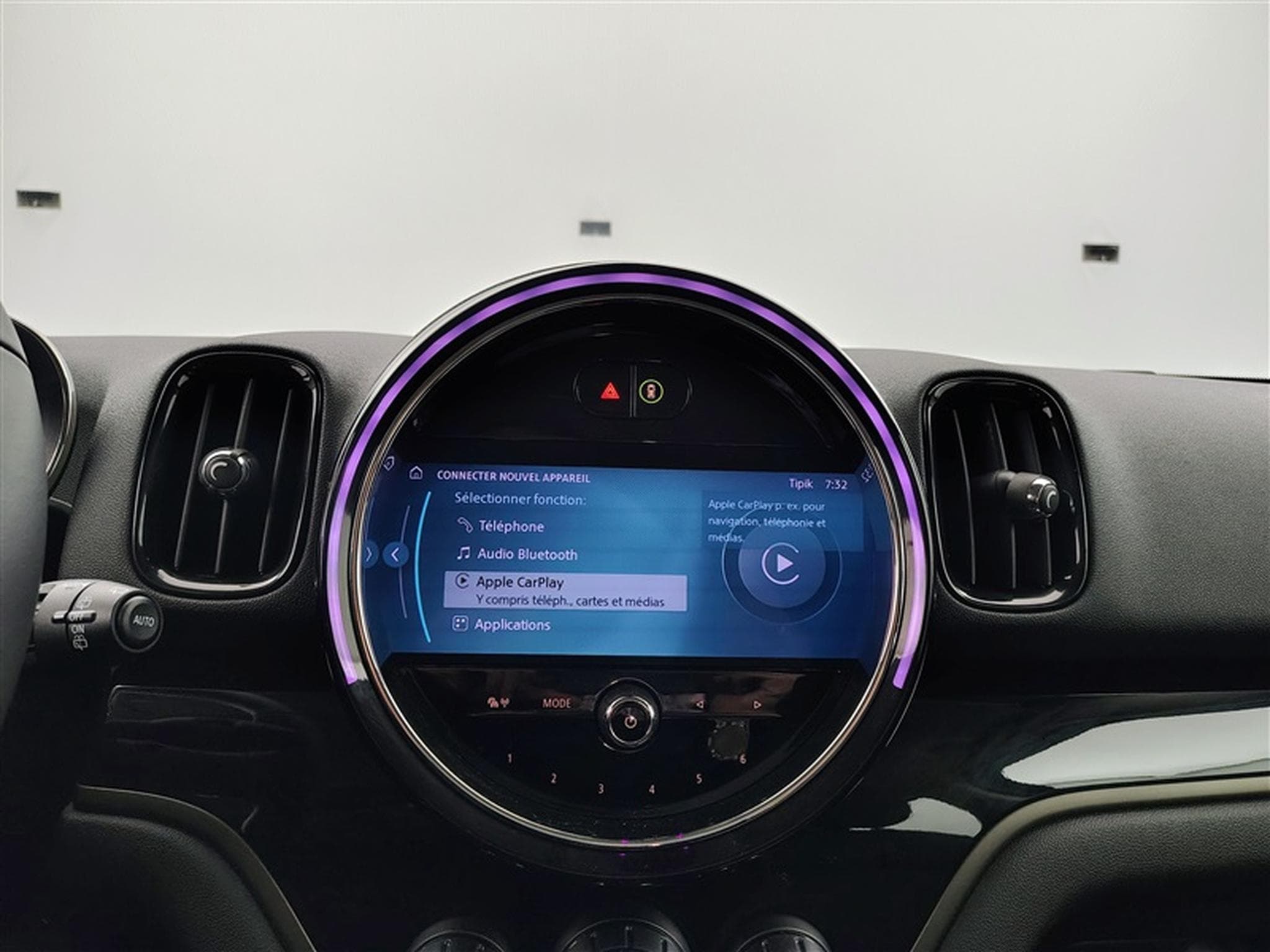 MINI Countryman 1.5A PHEV Cooper SE ALL4/NAVI/FULL LED/JA17/PDC (2023) - Photo 21
