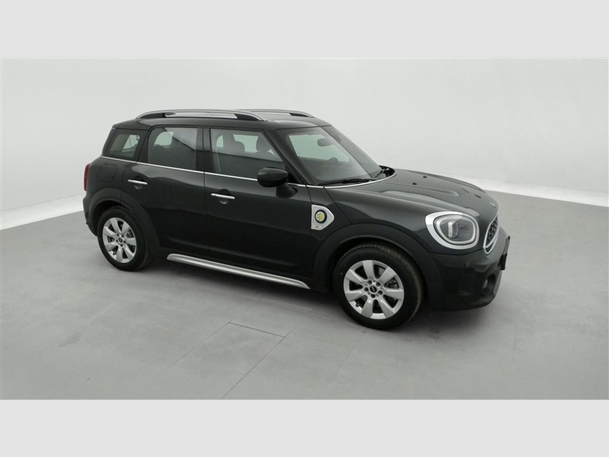MINI Countryman 1.5A PHEV Cooper SE ALL4/NAVI/FULL LED/JA17/PDC (2023) - Photo 24