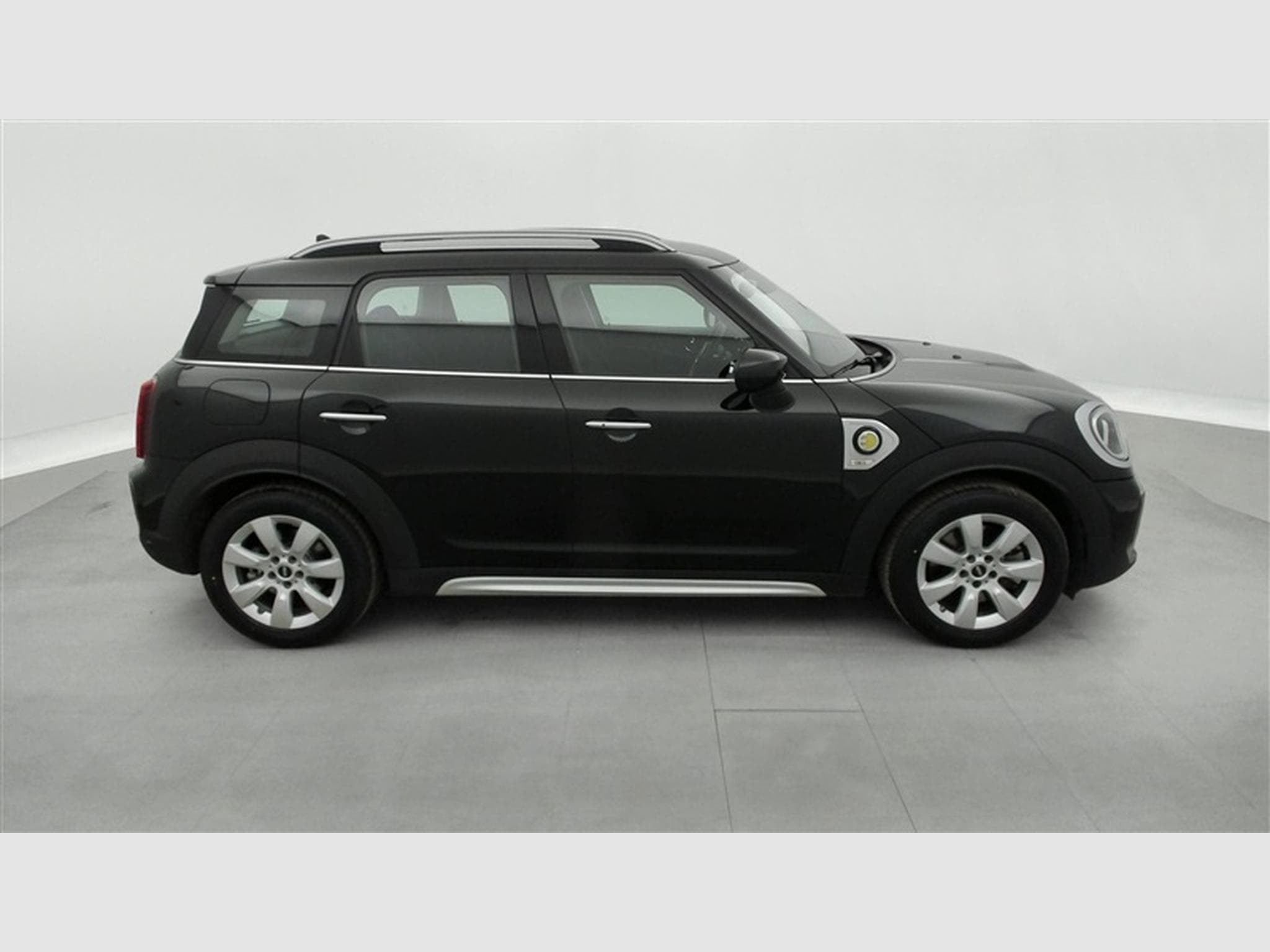MINI Countryman 1.5A PHEV Cooper SE ALL4/NAVI/FULL LED/JA17/PDC (2023) - Photo 25