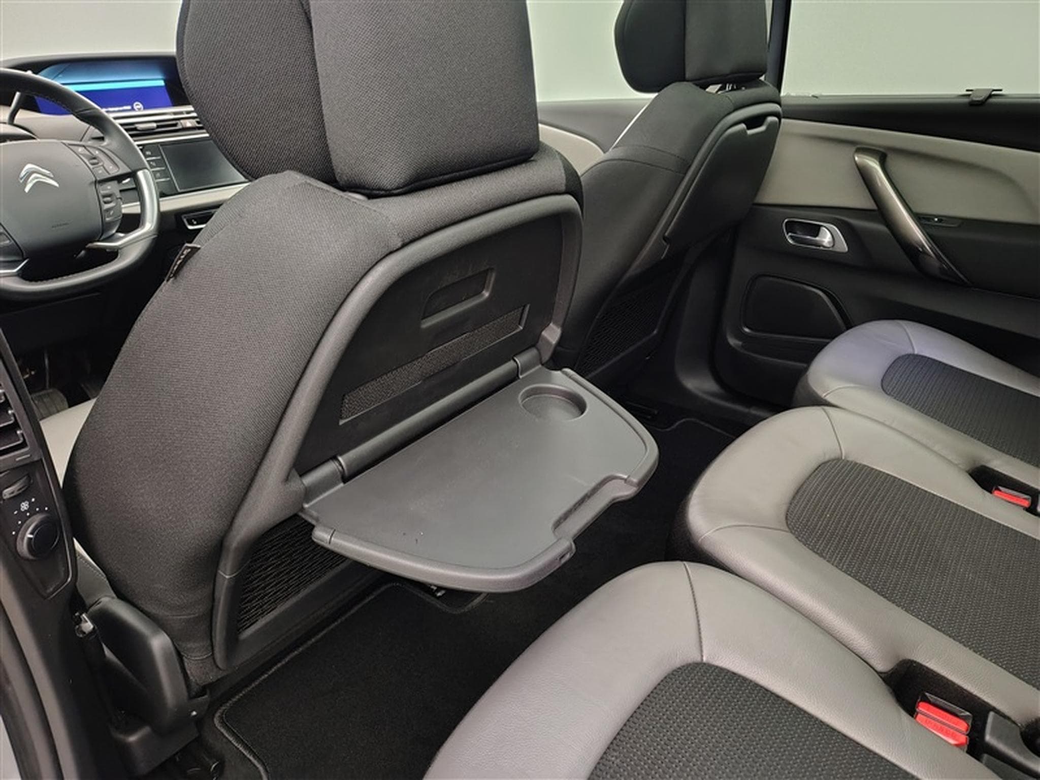 Citroen Grand C4 SpaceTourer 1.2 PureTech 130cv EAT8 Shine 7pl. NAVI / TOIT PANO / CAMERA (2020) - Photo 21