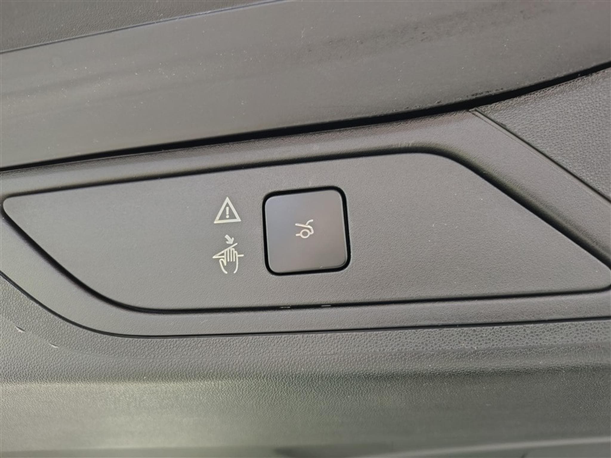 Citroen Grand C4 SpaceTourer 1.2 PureTech 130cv EAT8 Shine 7pl. NAVI / TOIT PANO / CAMERA (2020) - Photo 22