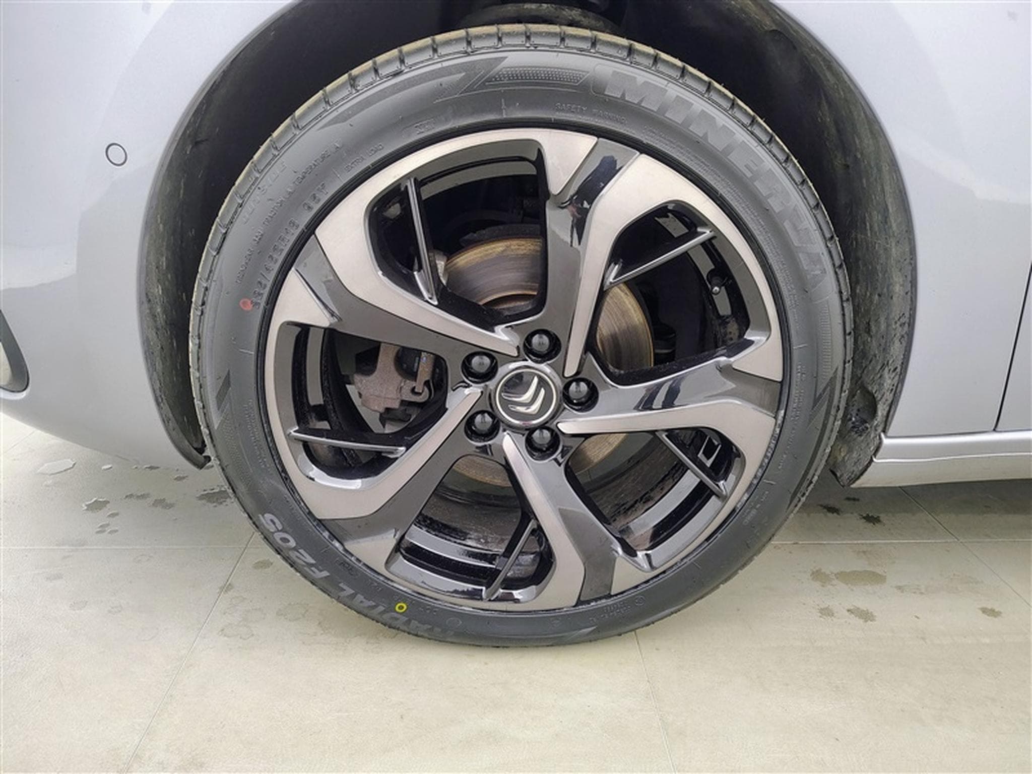 Citroen Grand C4 SpaceTourer 1.2 PureTech 130cv EAT8 Shine 7pl. NAVI / TOIT PANO / CAMERA (2020) - Photo 6