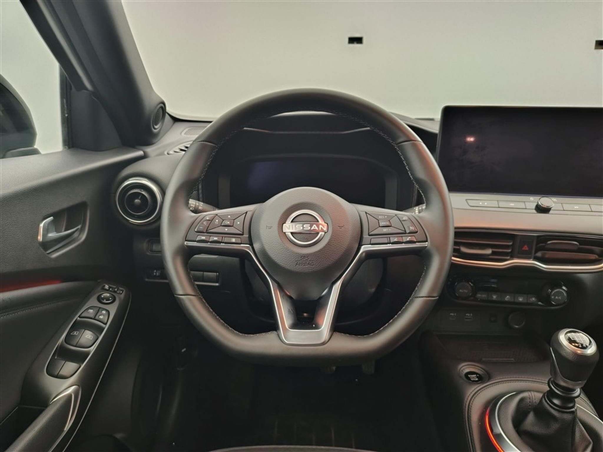 Nissan Juke 1.0 DIG-T 114cv N-Connecta NAVI / FULL LED / CUIR PARTIEL (2025) - Photo 9